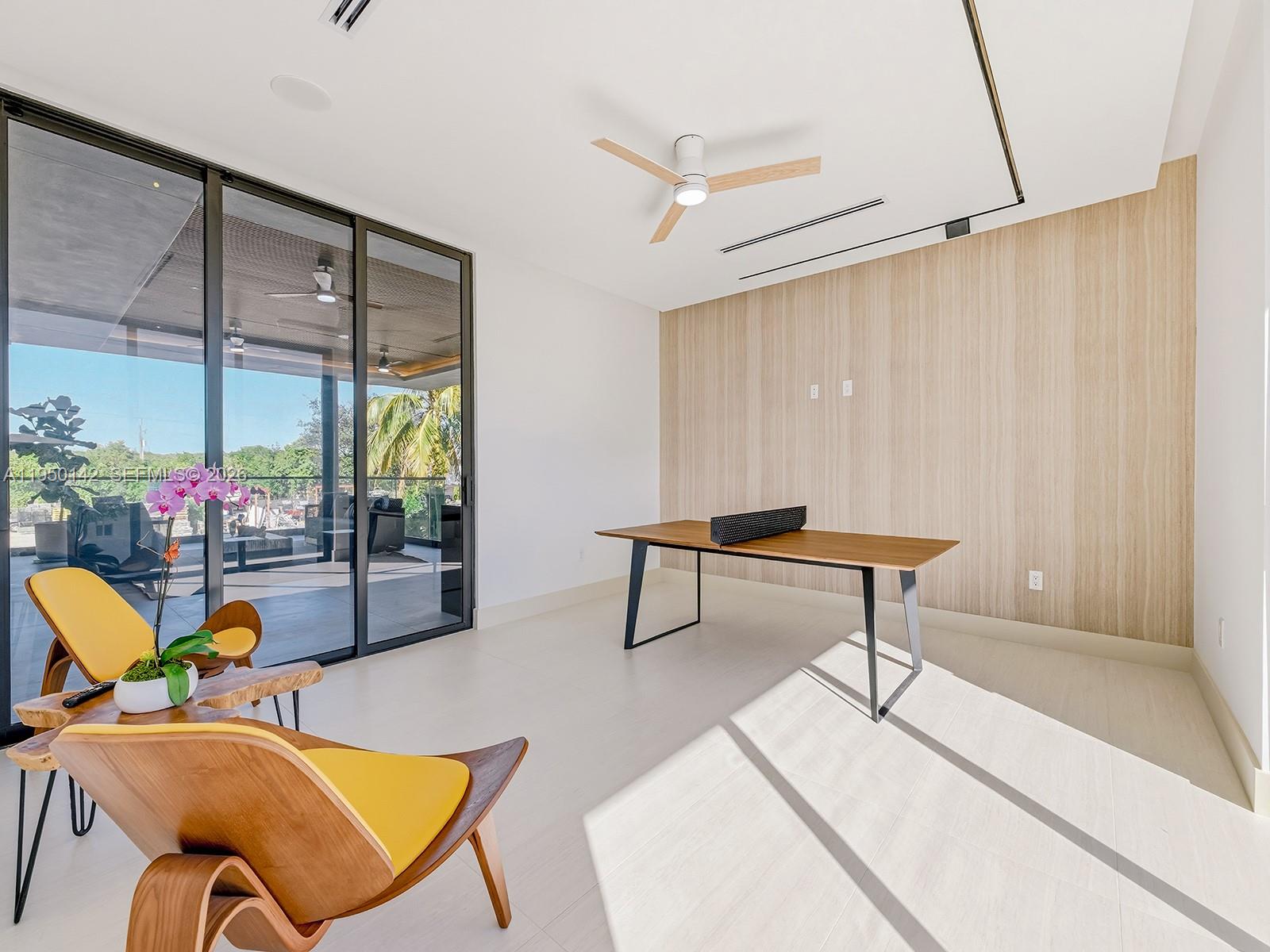 16 S Exuma Rd Key Largo, FL 33037