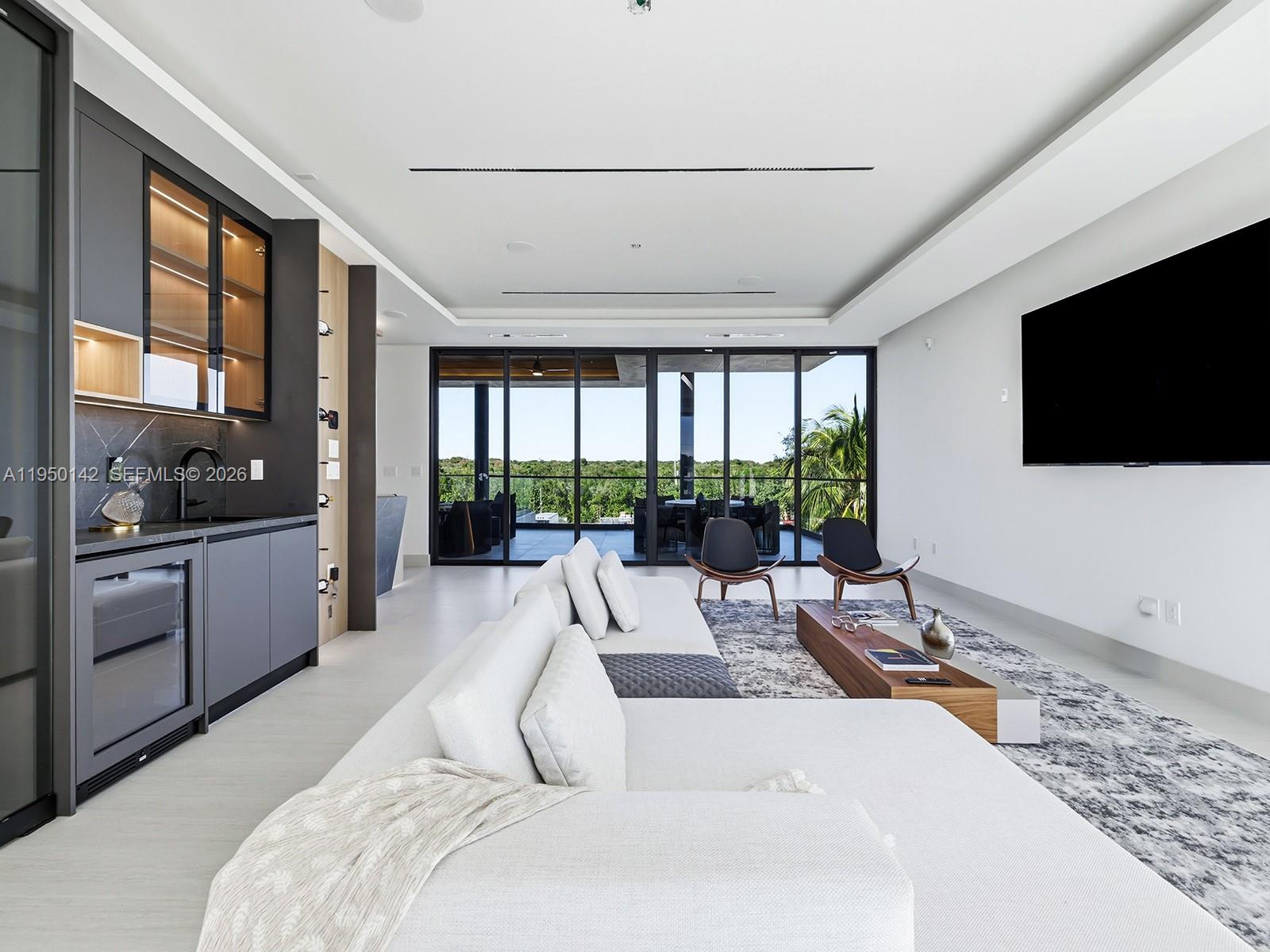 16 S Exuma Rd Key Largo, FL 33037