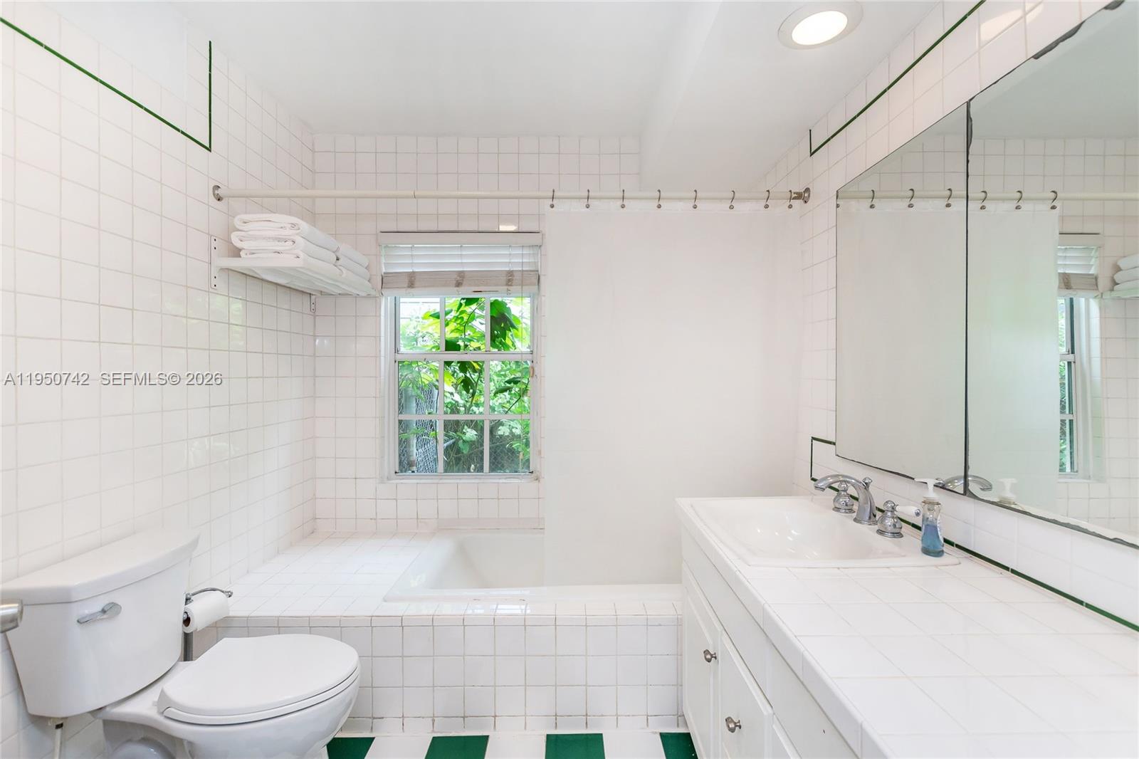 2920 SW 30th Ct Coconut Grove, FL 33133