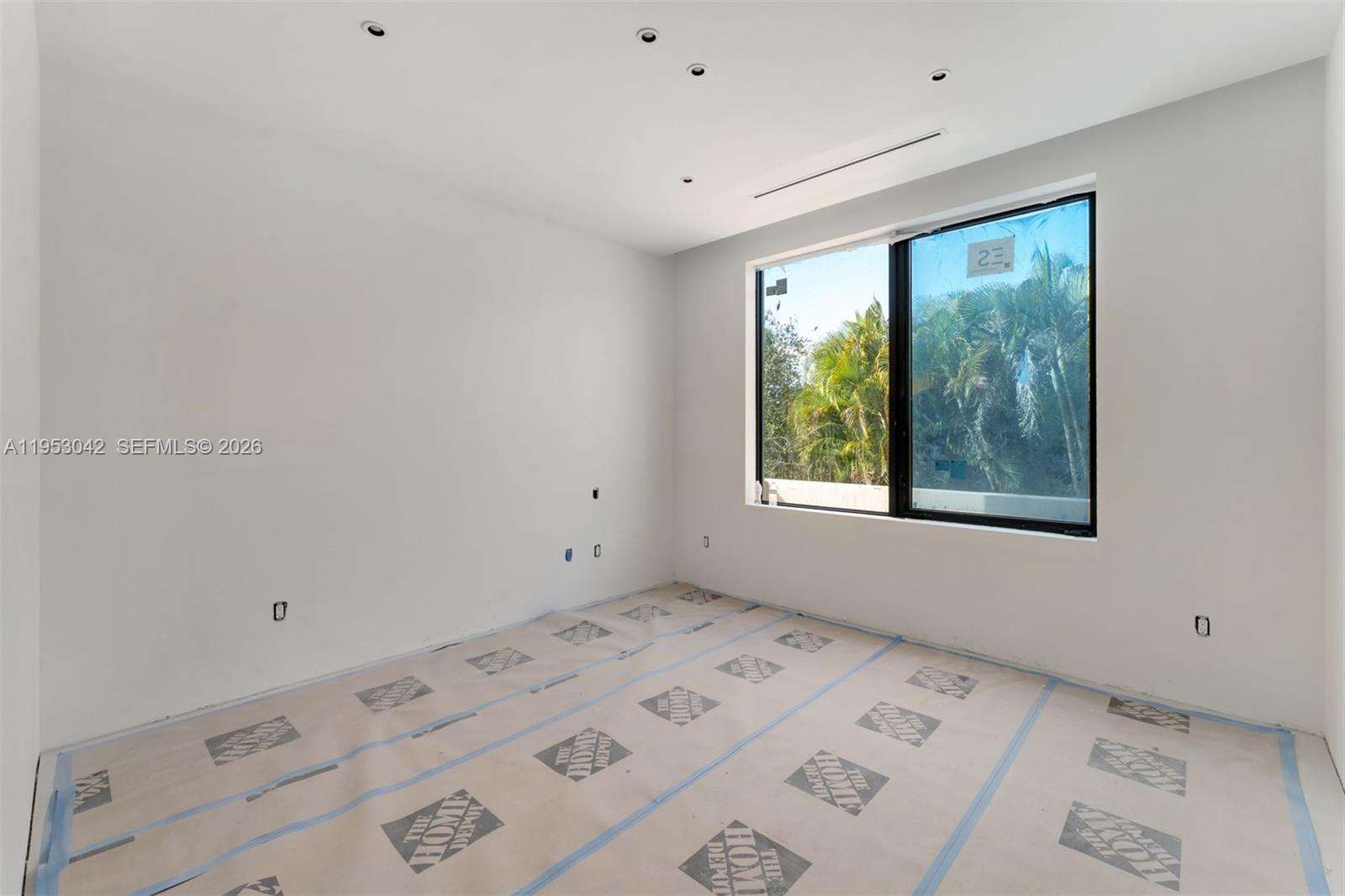 5825 SW 111th Ter Pinecrest, FL 33156