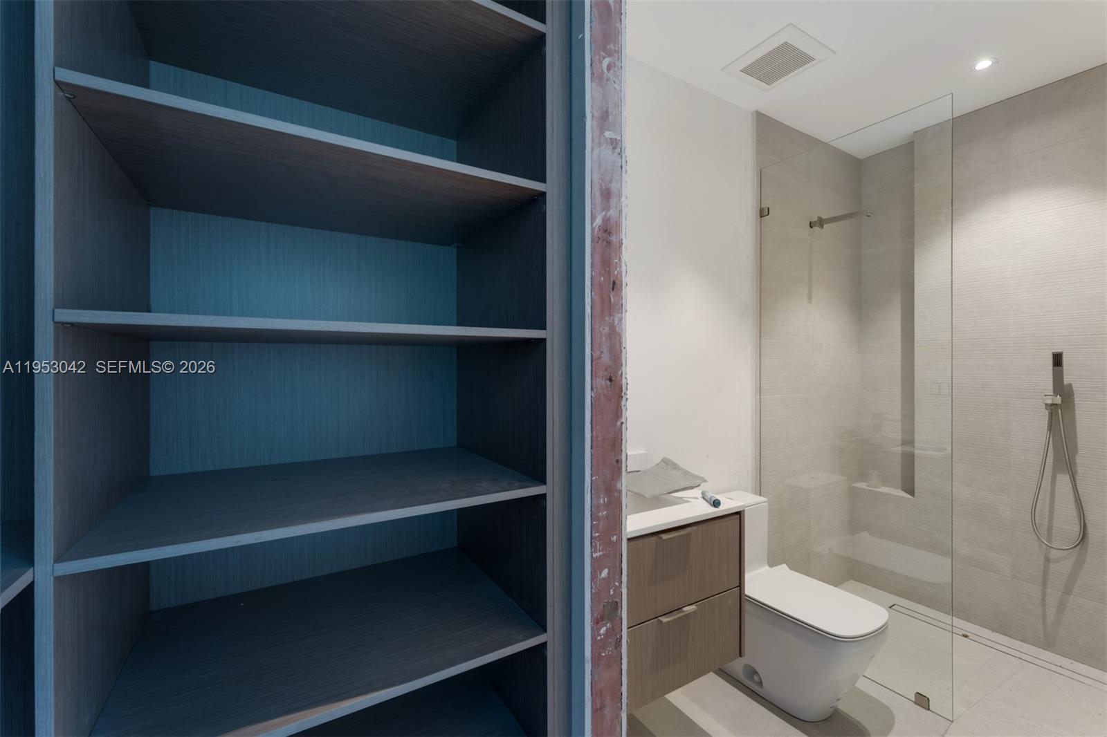 5825 SW 111th Ter Pinecrest, FL 33156