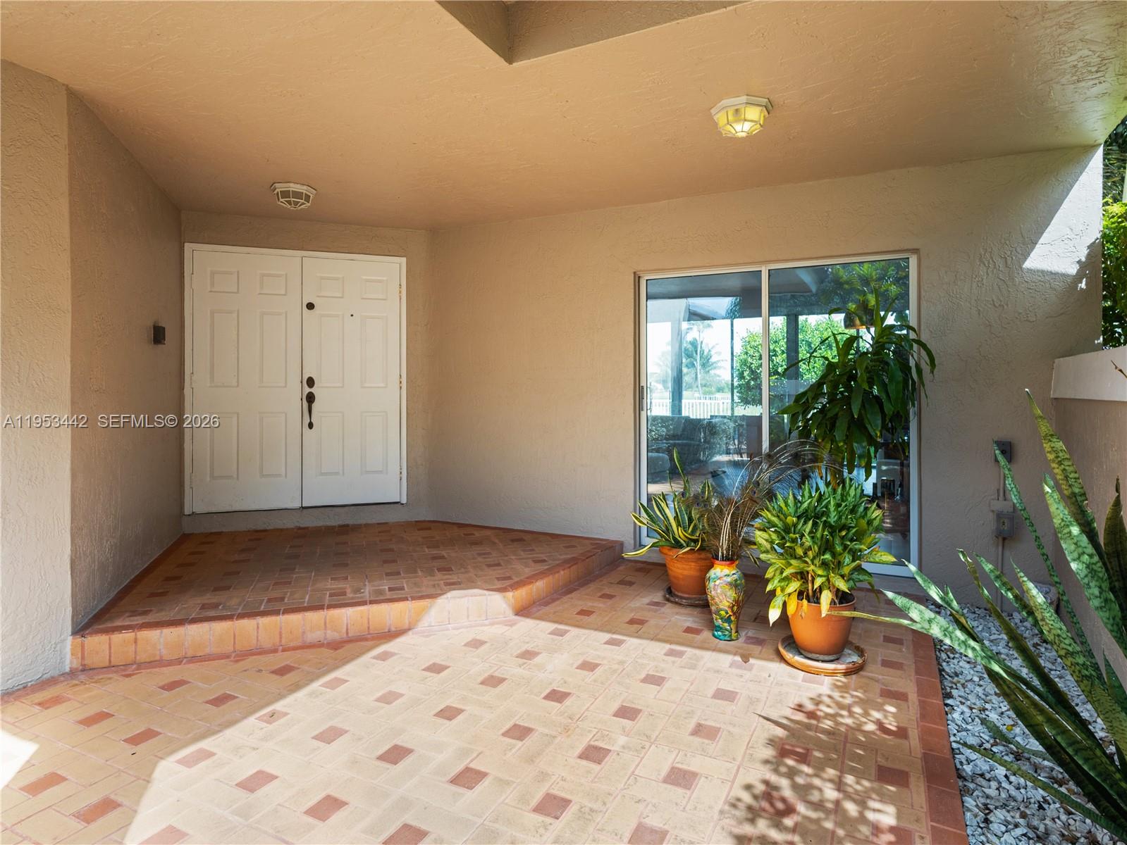 10465 NW 46th St Doral, FL 33178