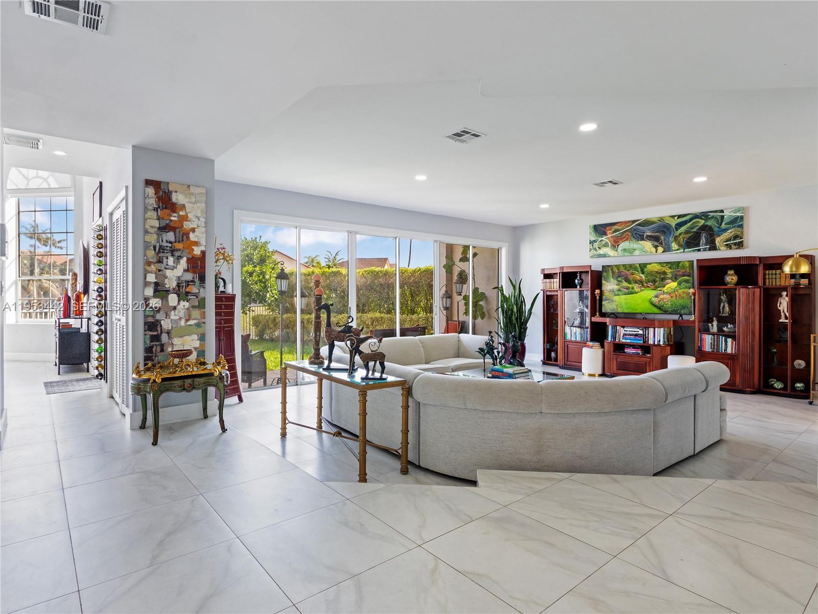 10465 NW 46th St Doral, FL 33178