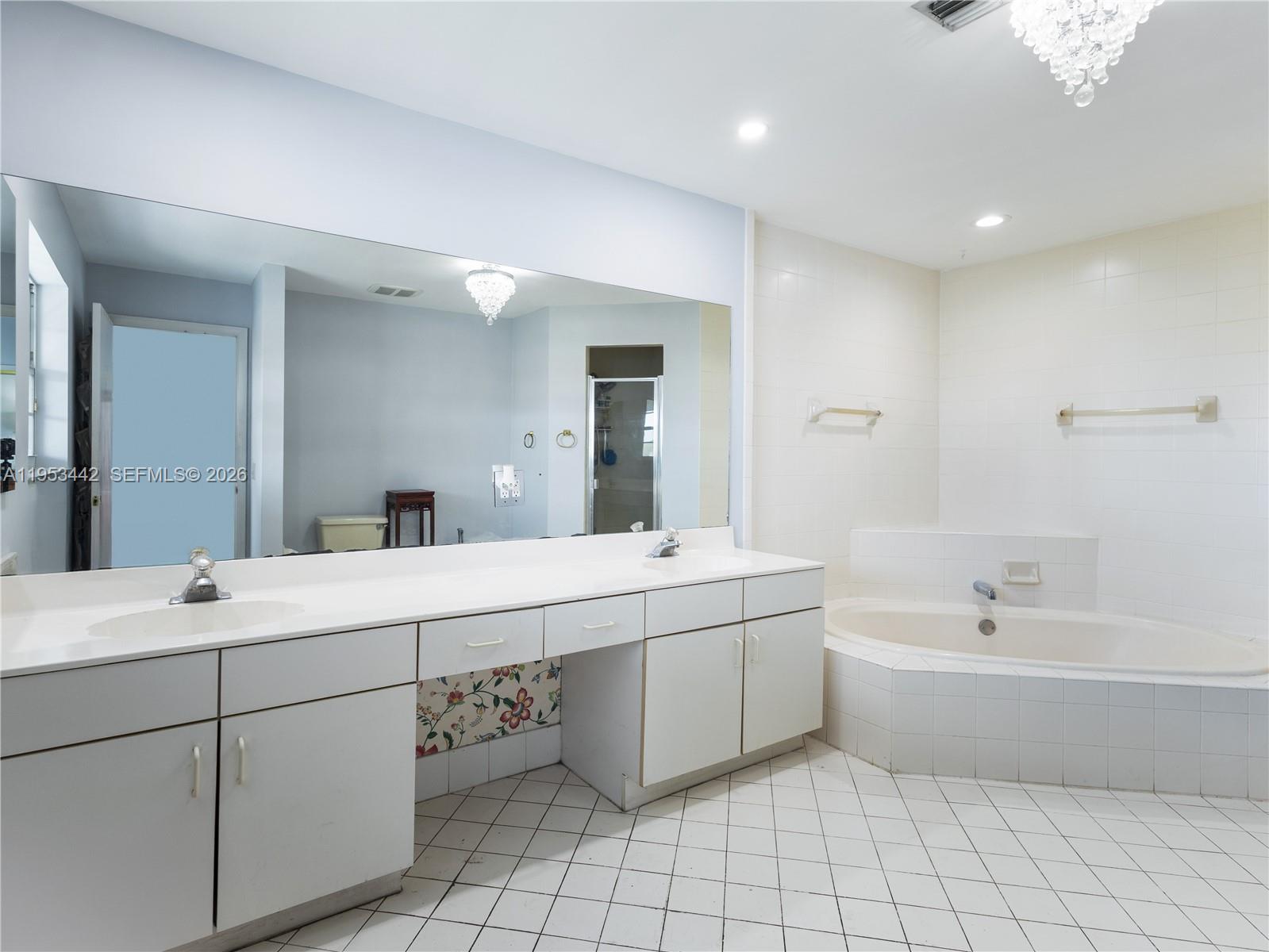 10465 NW 46th St Doral, FL 33178