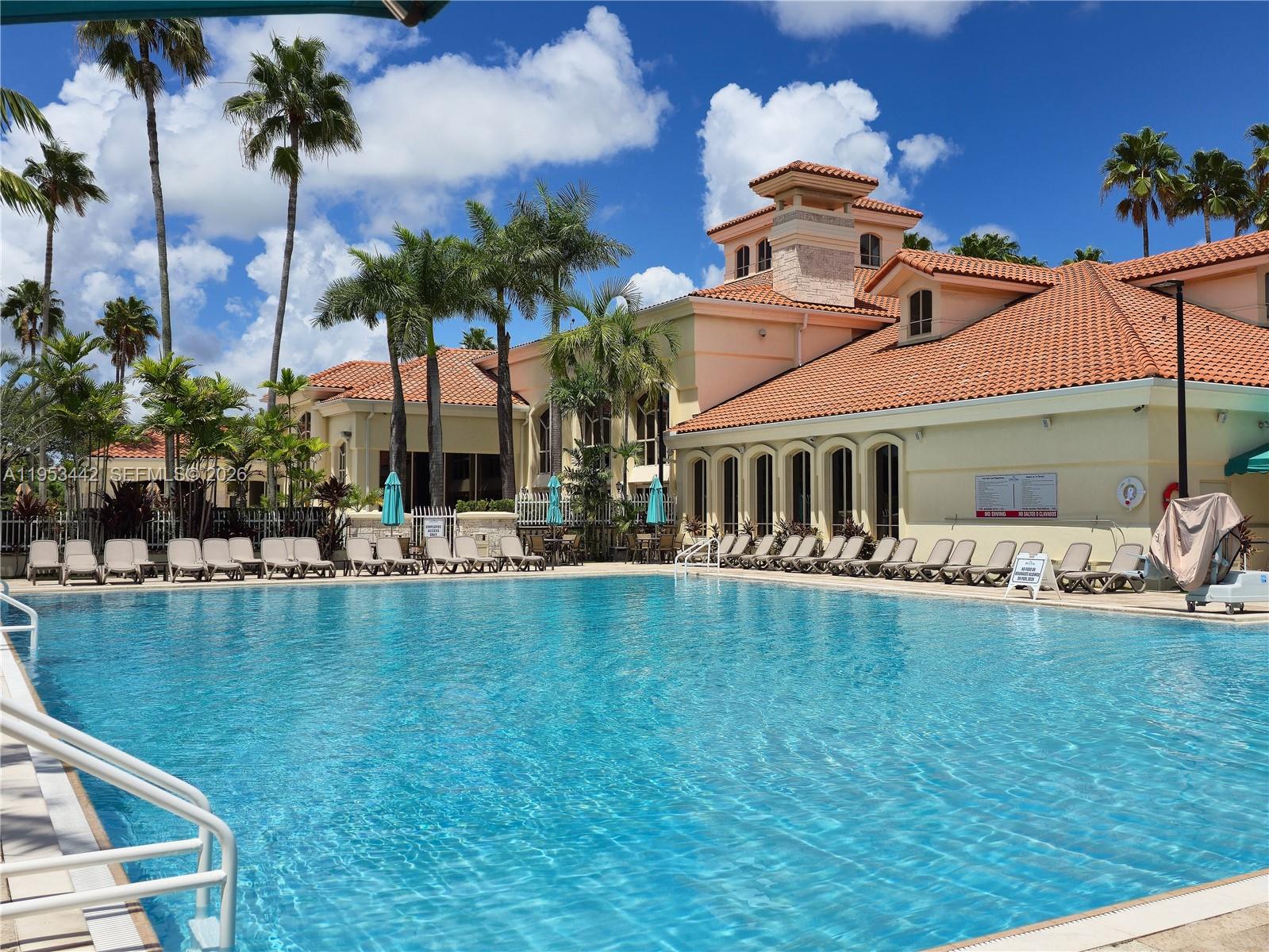 10465 NW 46th St Doral, FL 33178