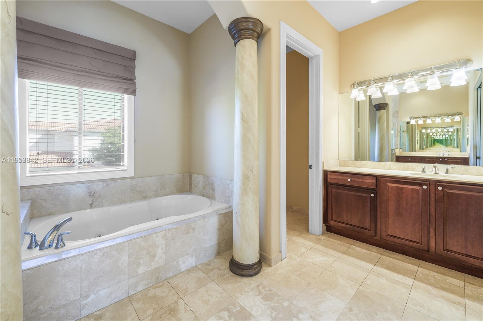 7880 SW 195th Ter Cutler Bay, FL 33157