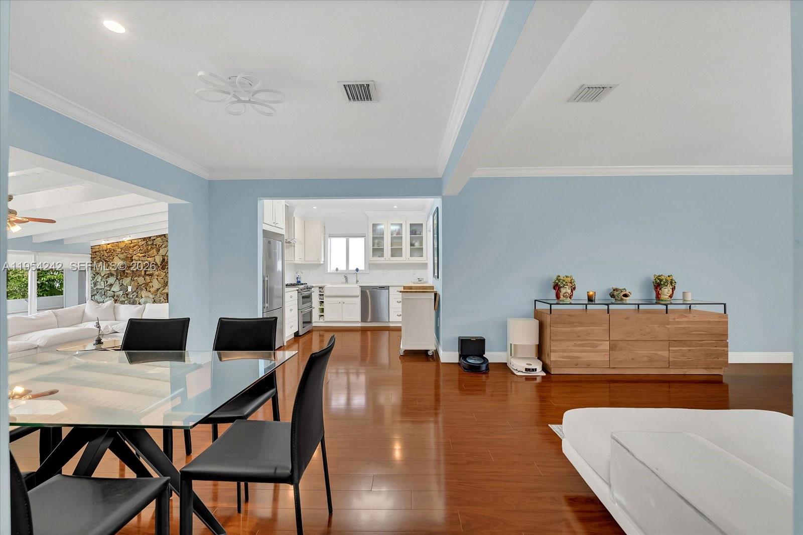 1200 El Rado St Coral Gables, FL 33134