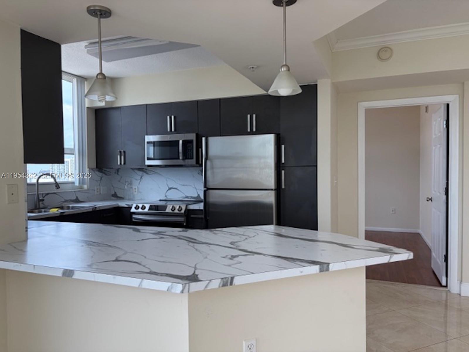 image Cite on the Bay East12