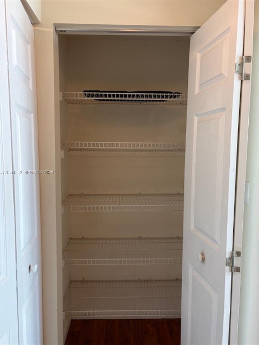 image Cite on the Bay East27