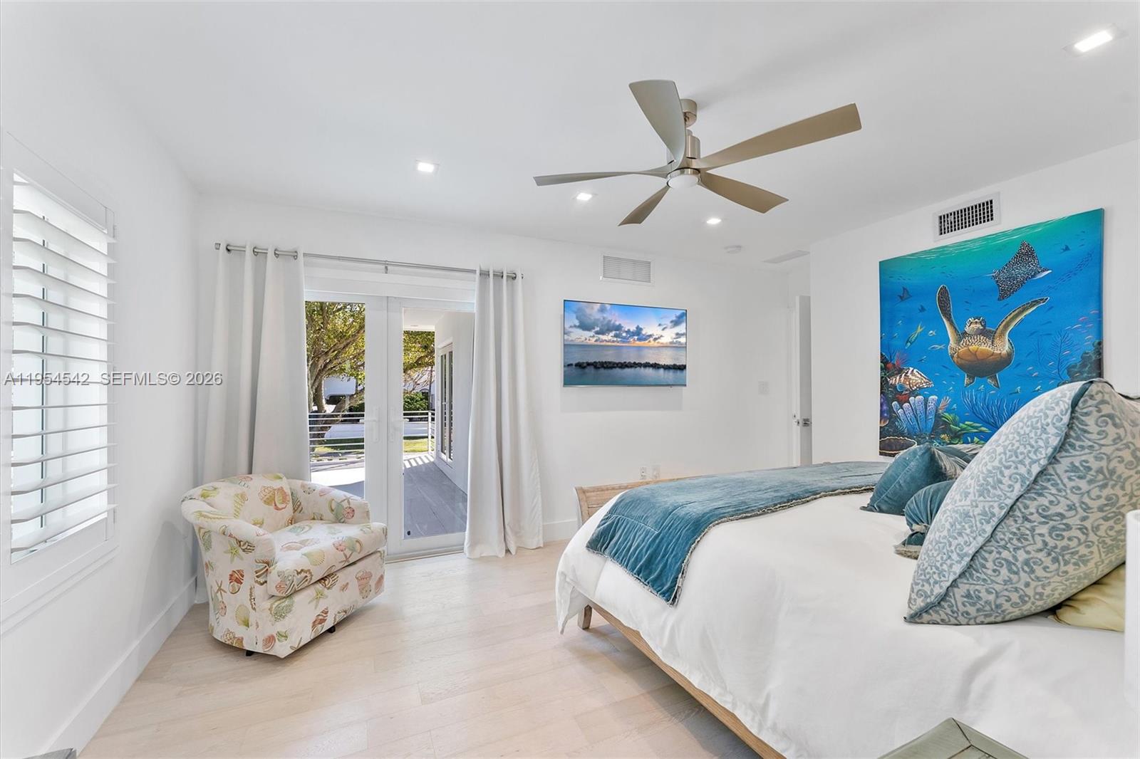 1903 Bay Dr Pompano Beach, FL 33062