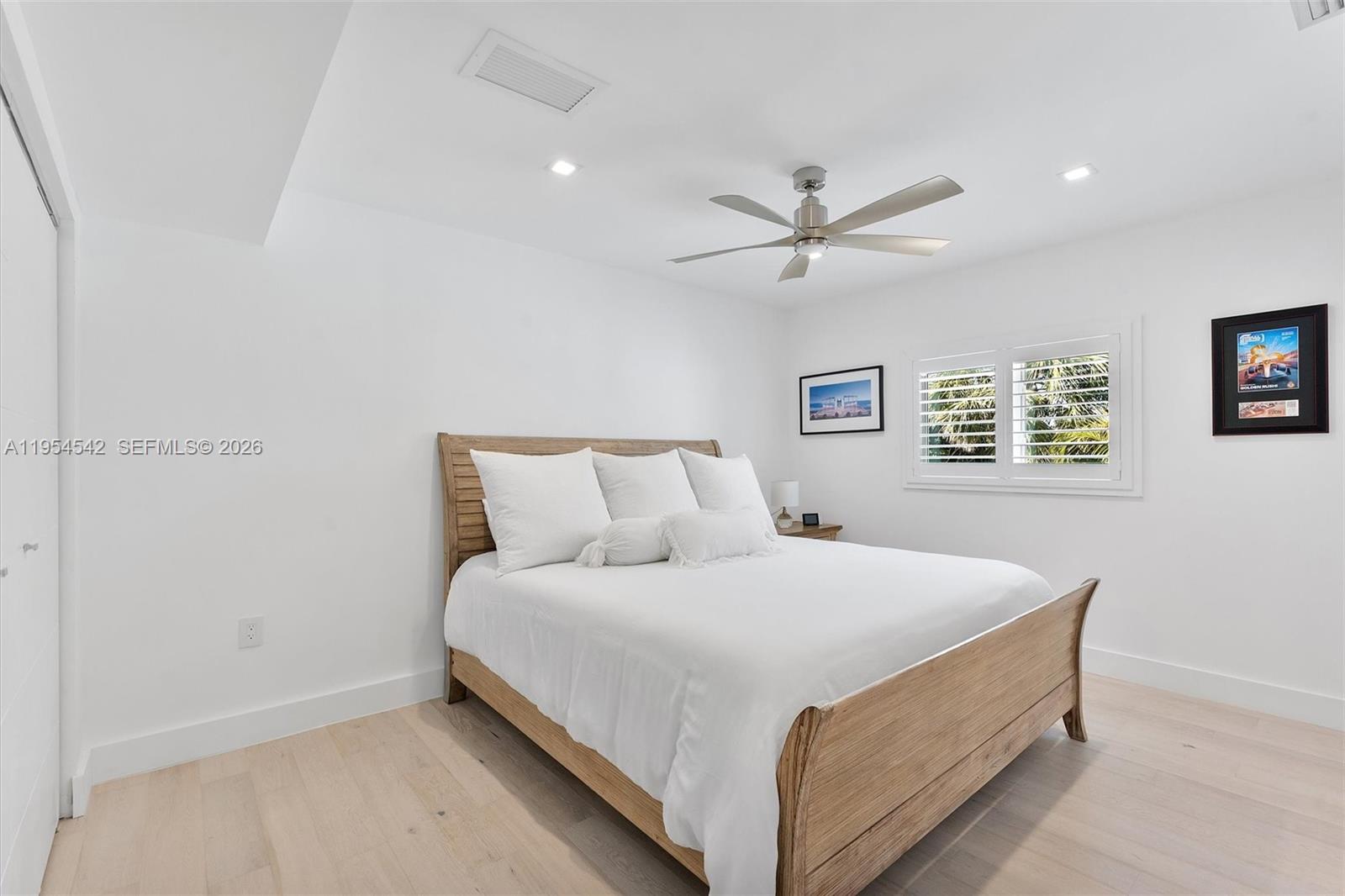 1903 Bay Dr Pompano Beach, FL 33062