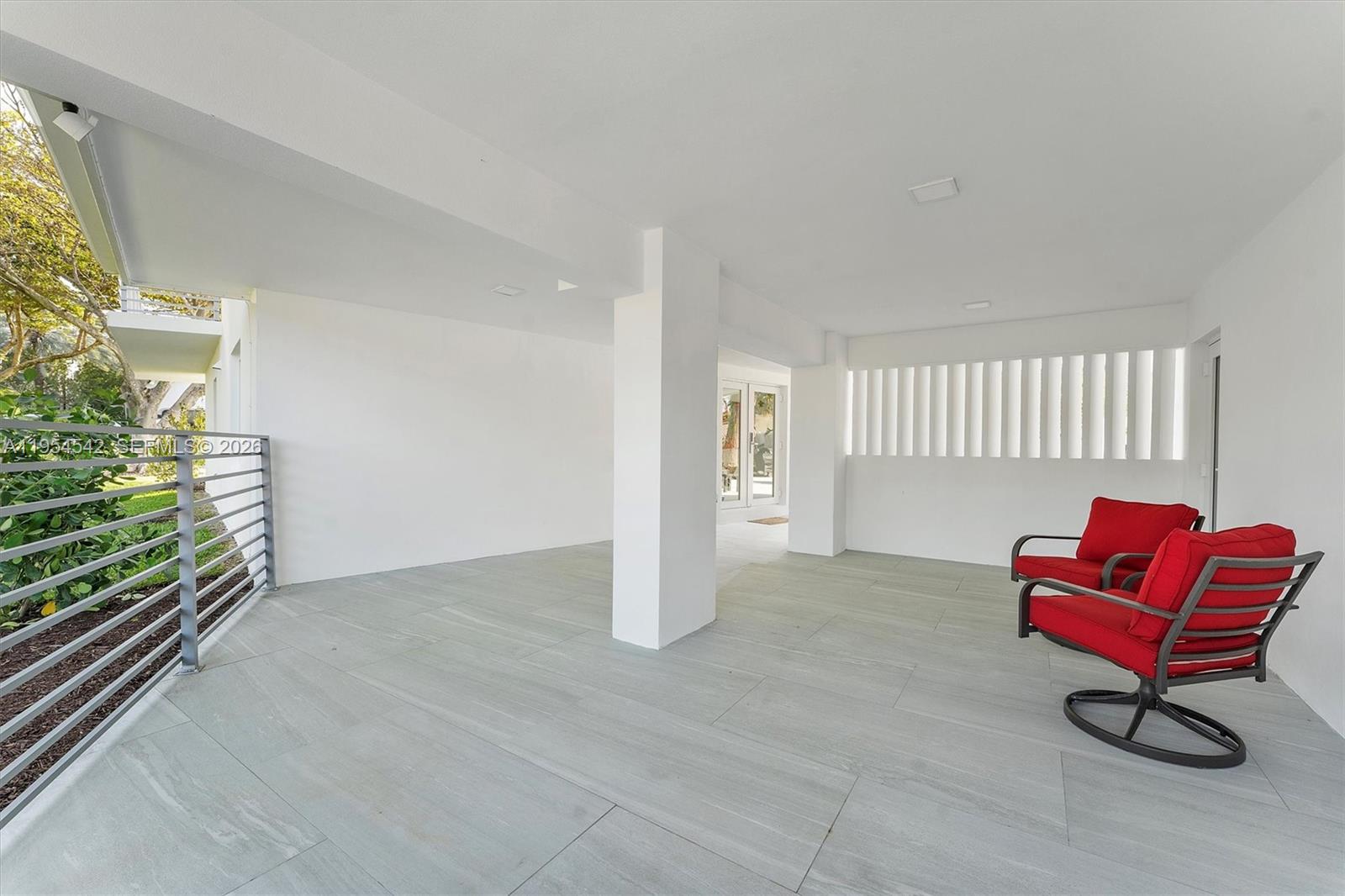 1903 Bay Dr Pompano Beach, FL 33062