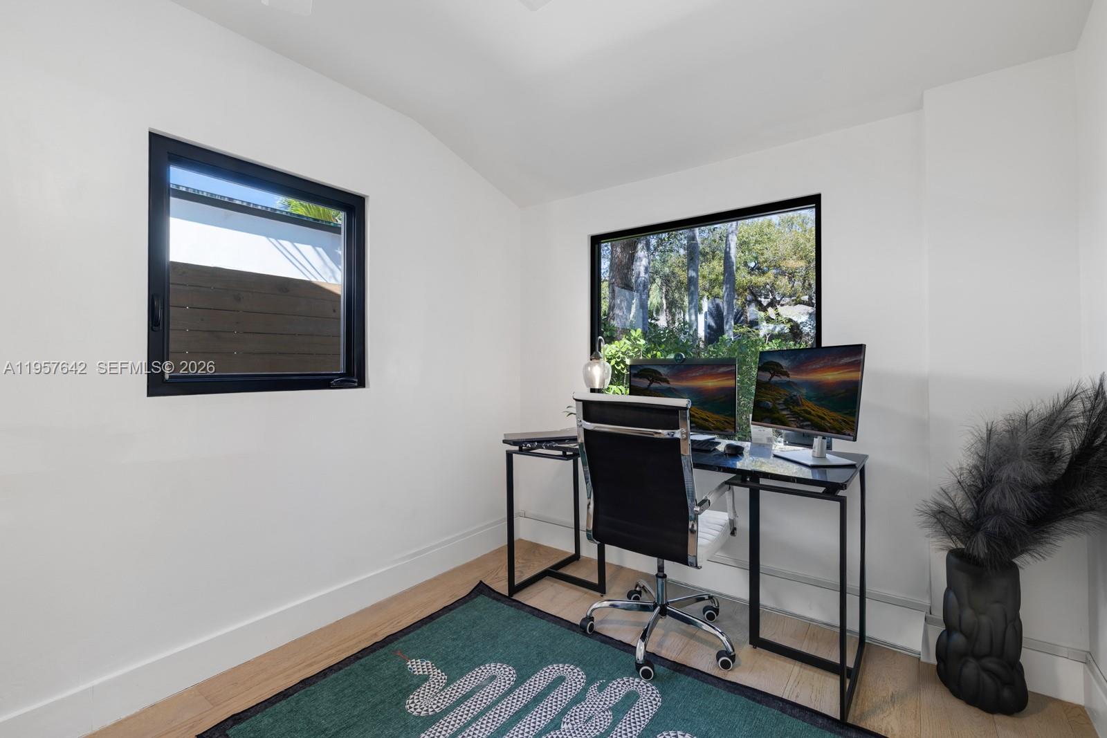 2240 Tequesta Ln Miami, FL 33133