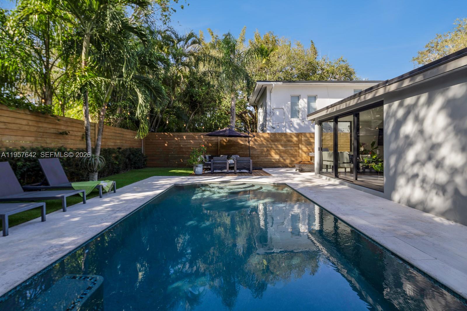 2240 Tequesta Ln Miami, FL 33133