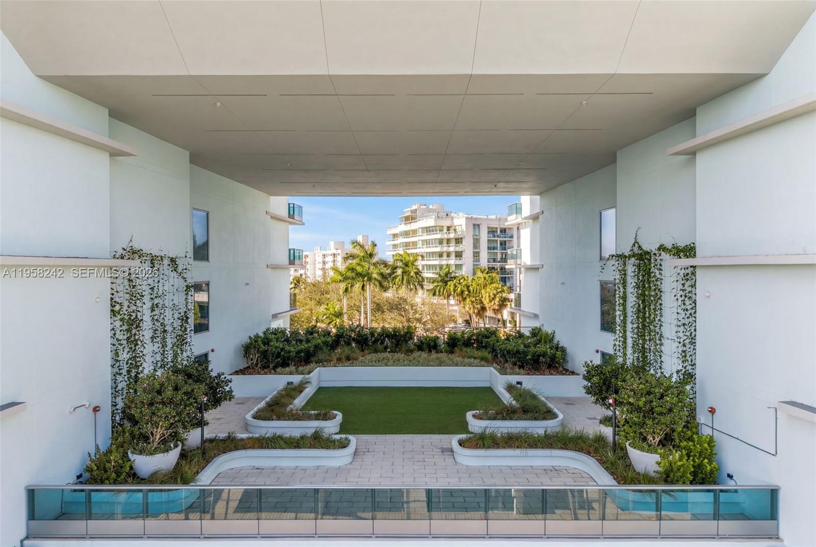 9221 E Bay Hbr Dr #407 Bay Harbor Islands, FL 33154