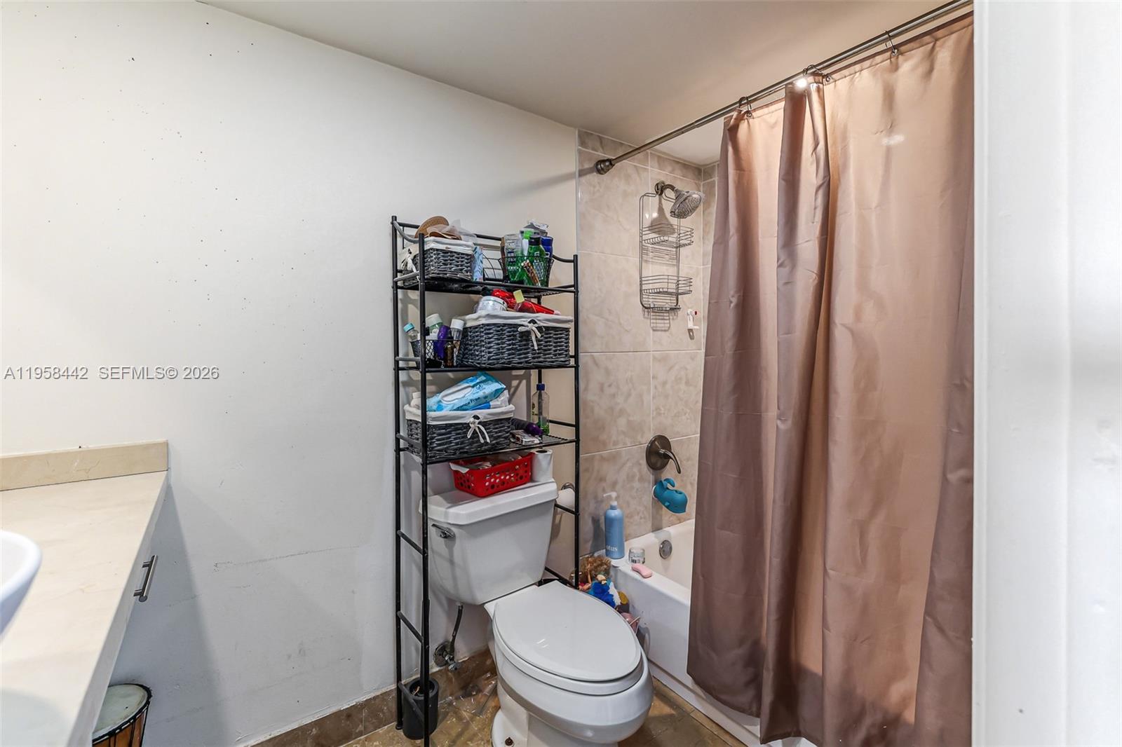 image Winston Towers 30026