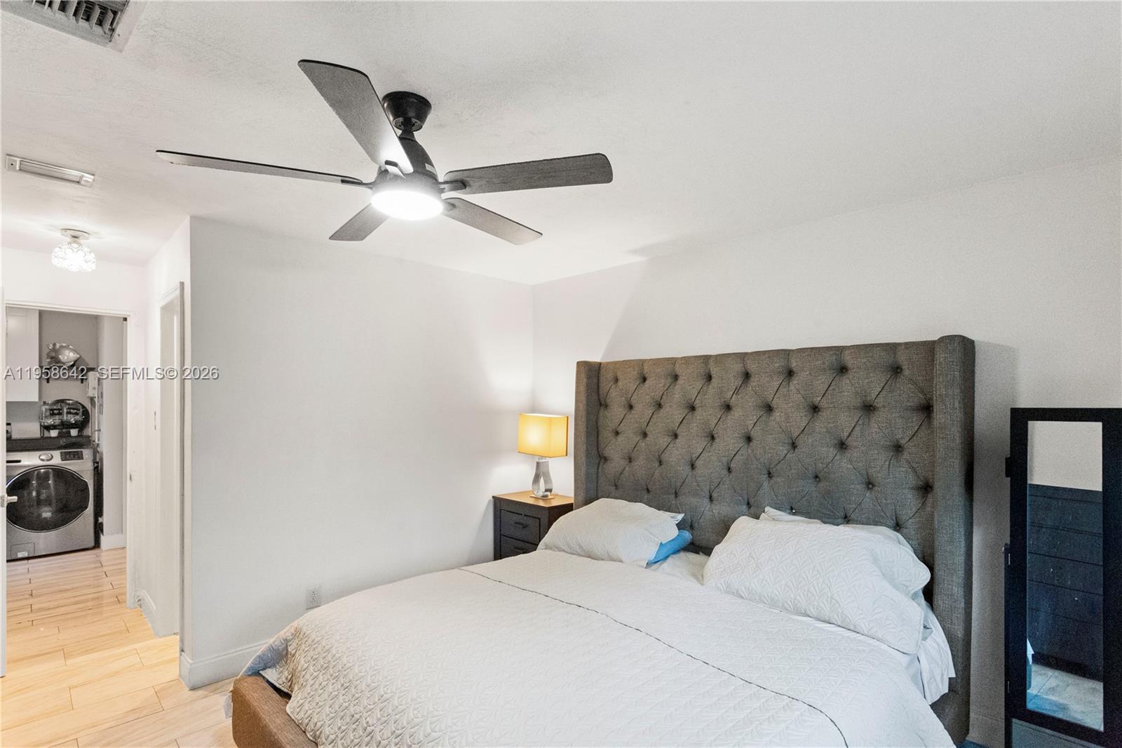 821 N 73rd Ter Hollywood, FL 33024