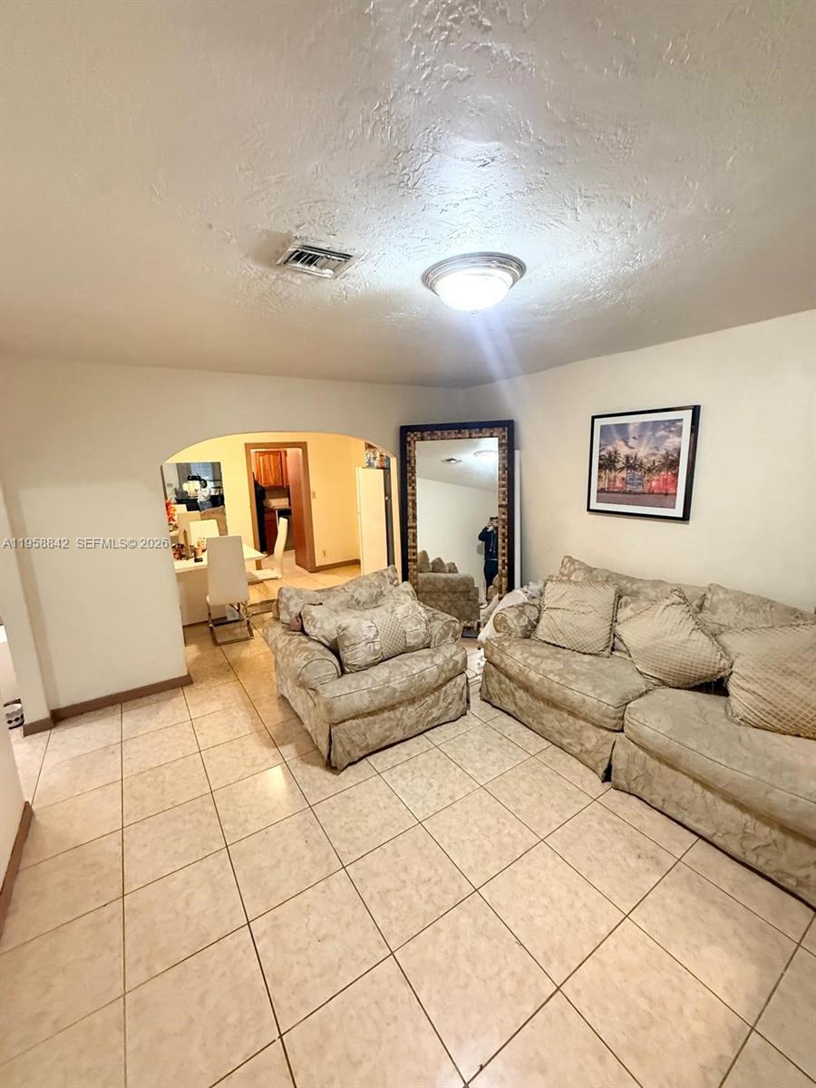 1100 N 24th Ave Hollywood, FL 33020