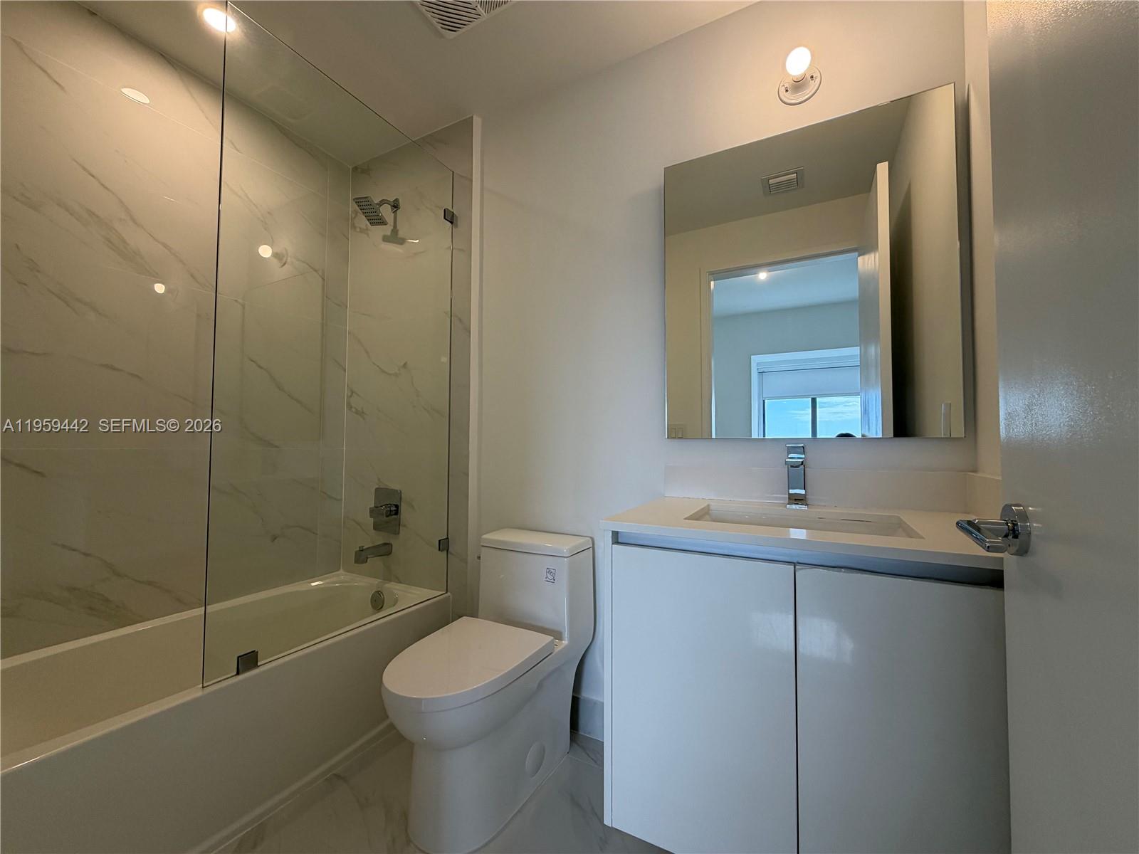 700 ne 24th #3503 Miami, FL 33137