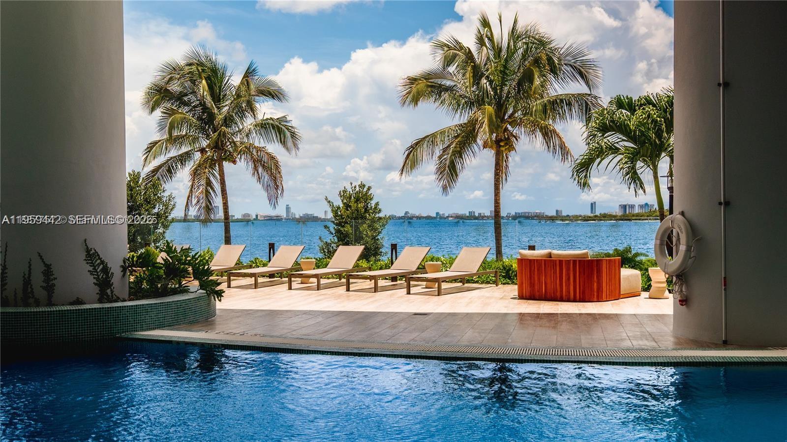 700 ne 24th #3503 Miami, FL 33137