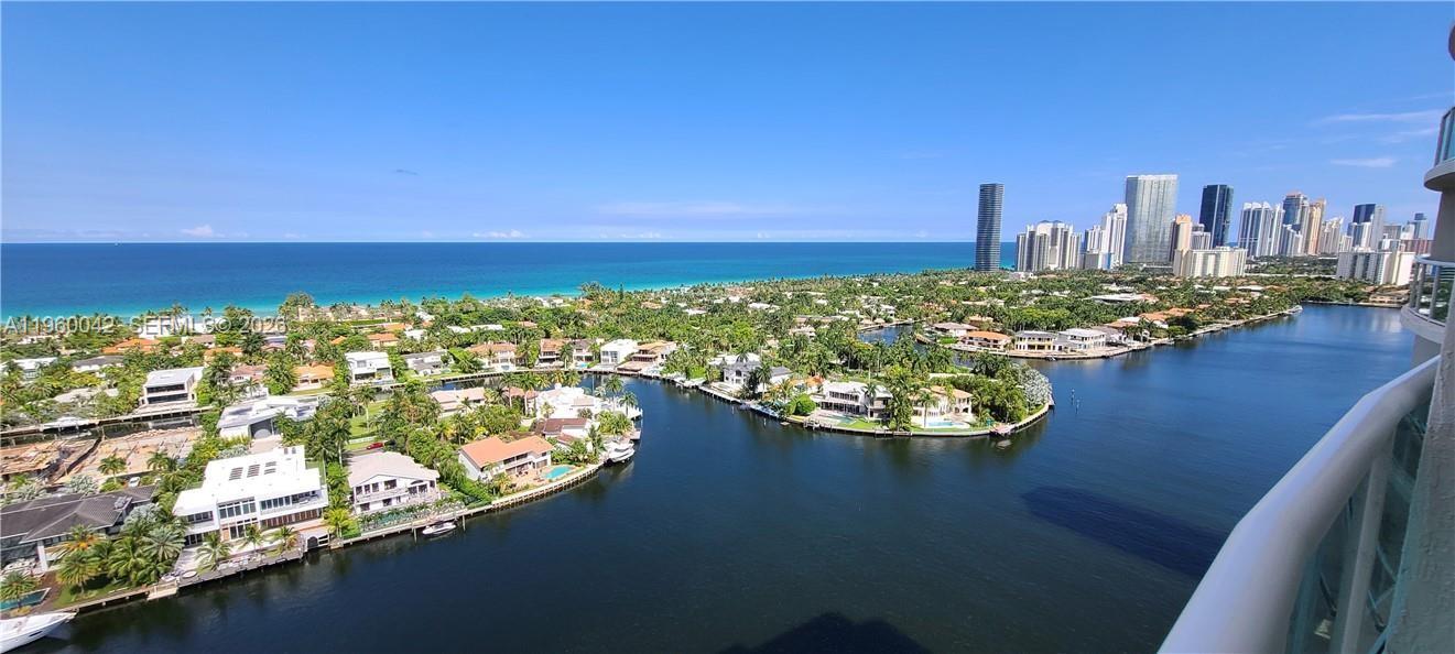 image Hamptons South3