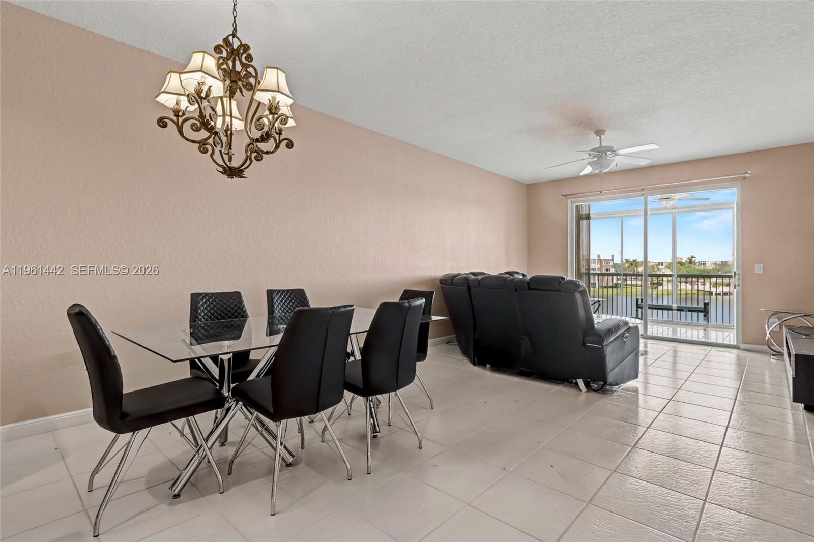 7727 Southampton Ter #311 Tamarac, FL 33321