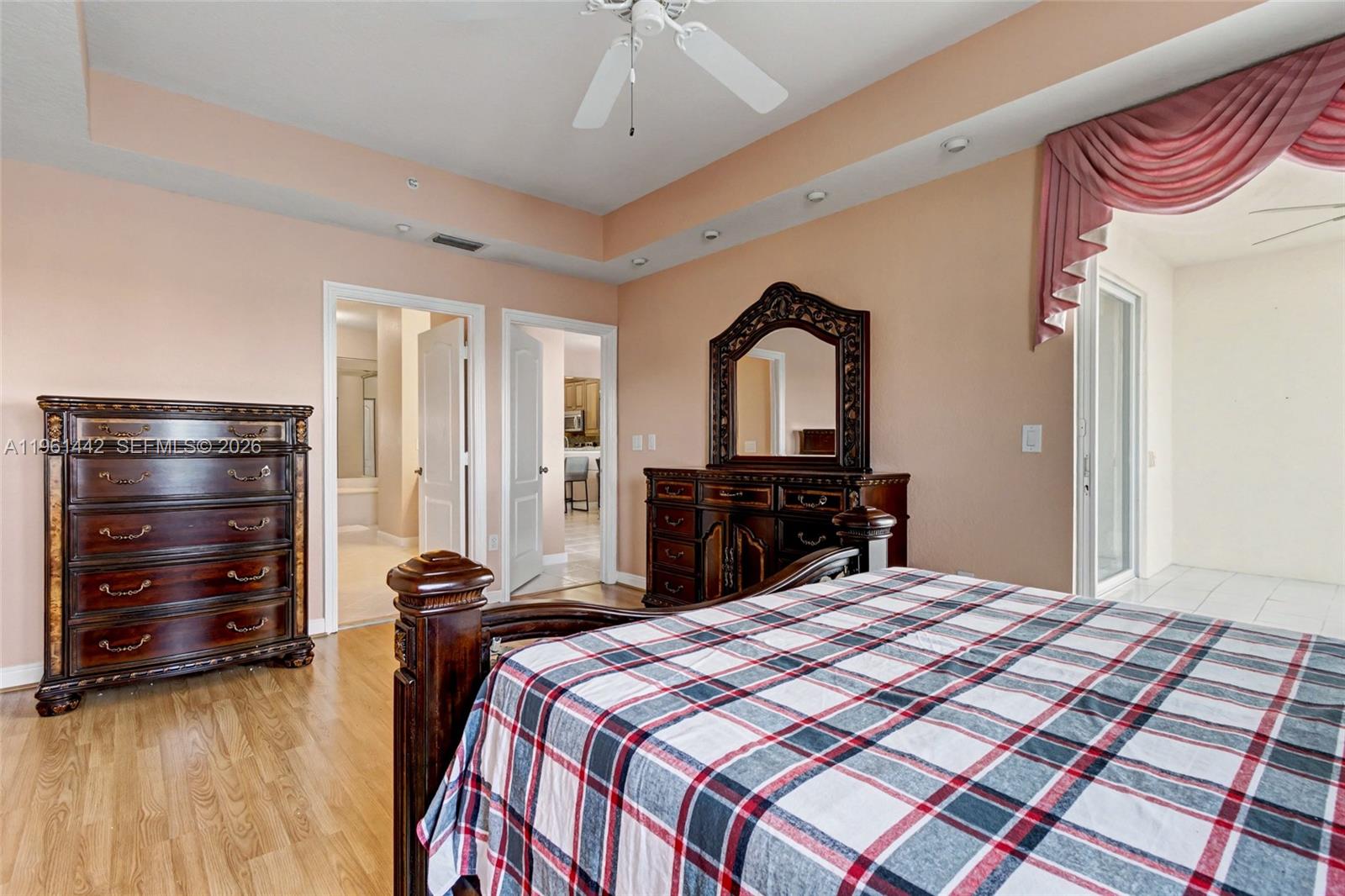 7727 Southampton Ter #311 Tamarac, FL 33321