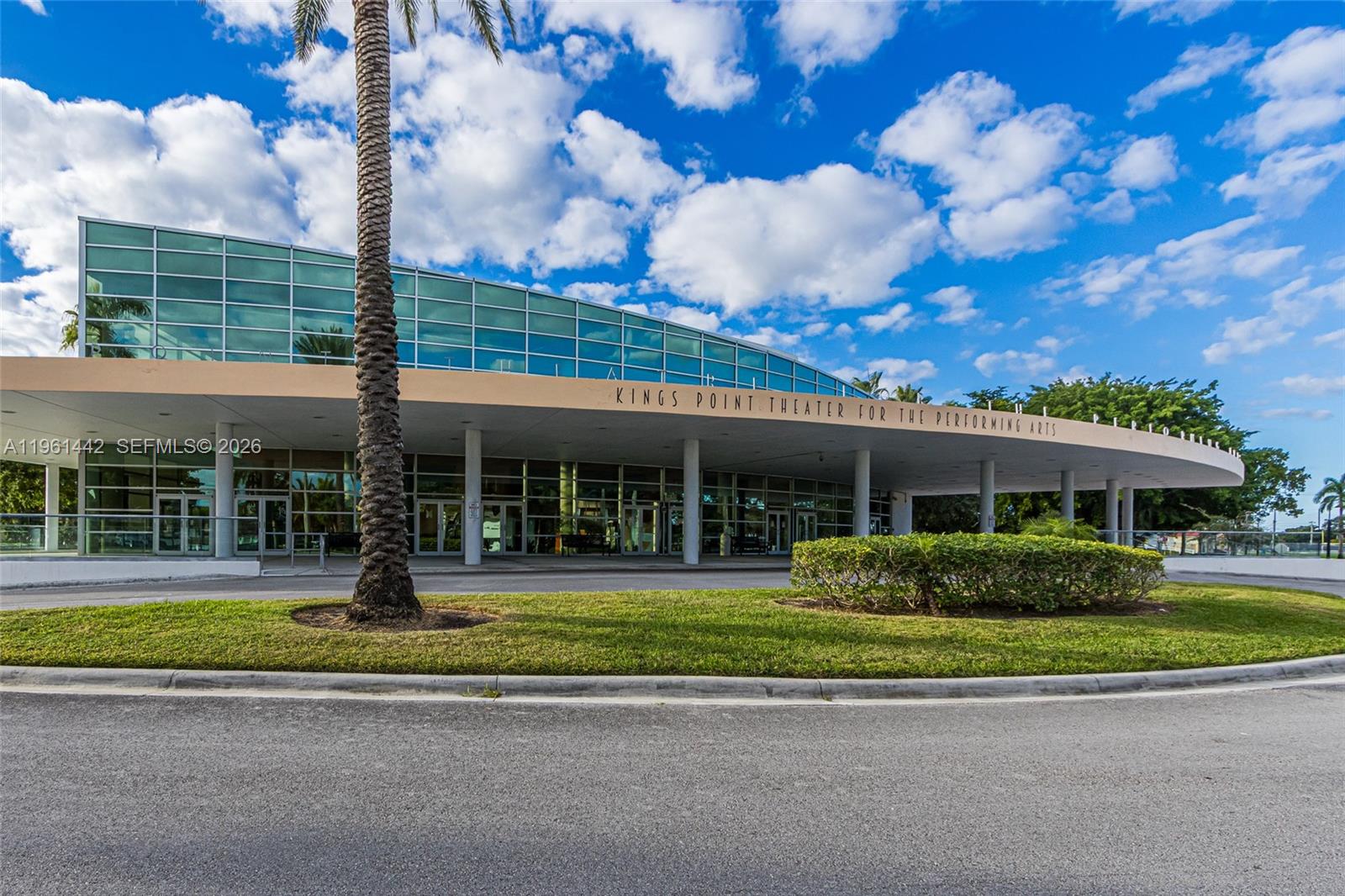 7727 Southampton Ter #311 Tamarac, FL 33321