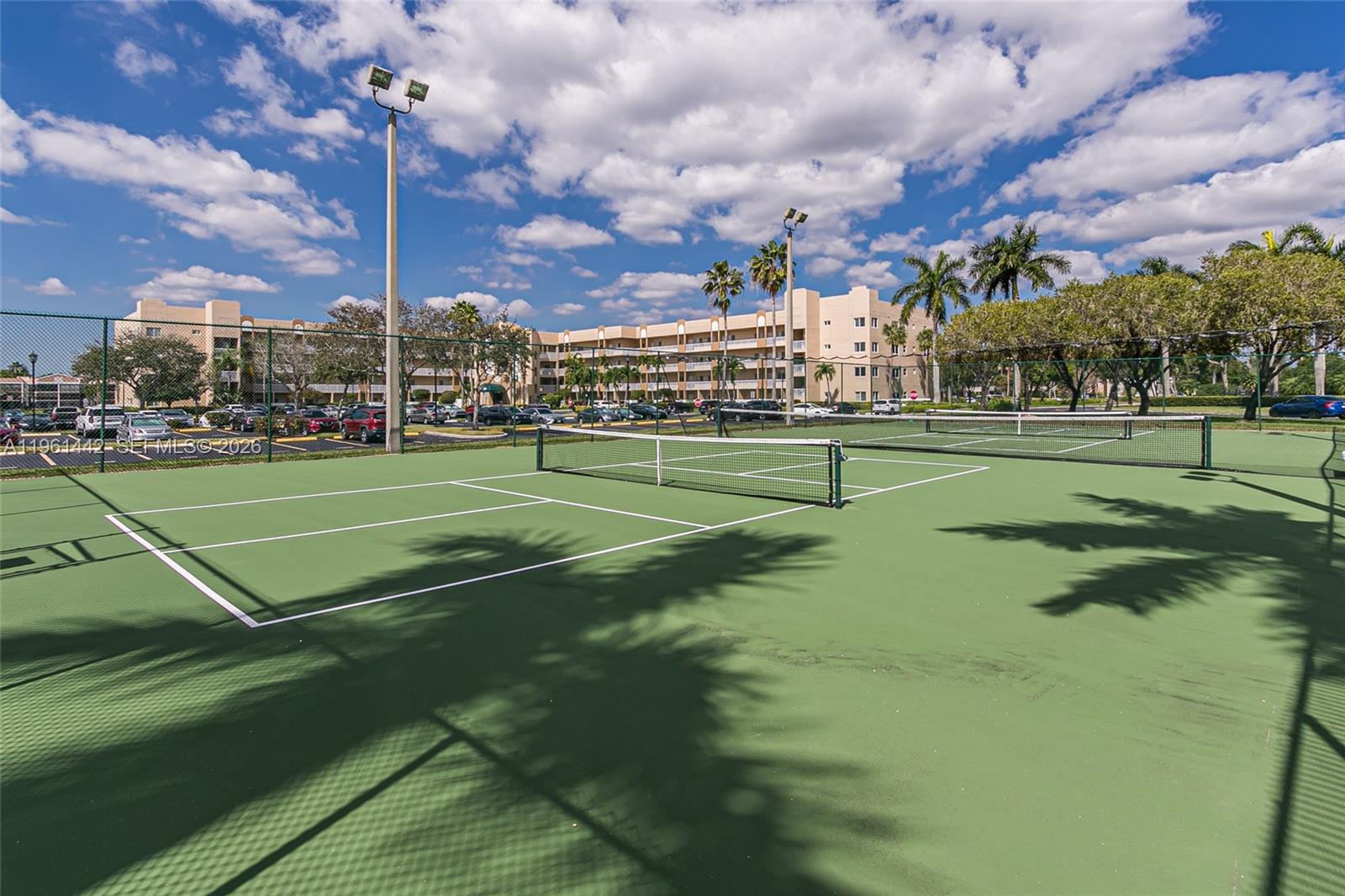 7727 Southampton Ter #311 Tamarac, FL 33321