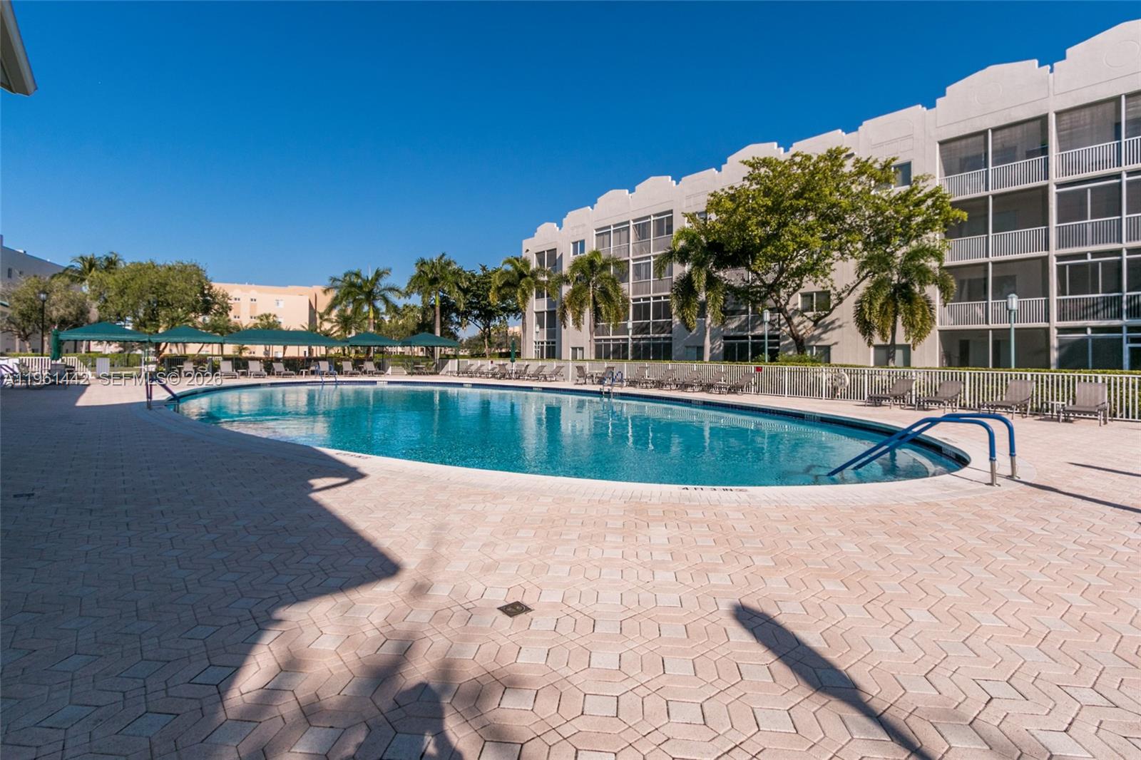 7727 Southampton Ter #311 Tamarac, FL 33321