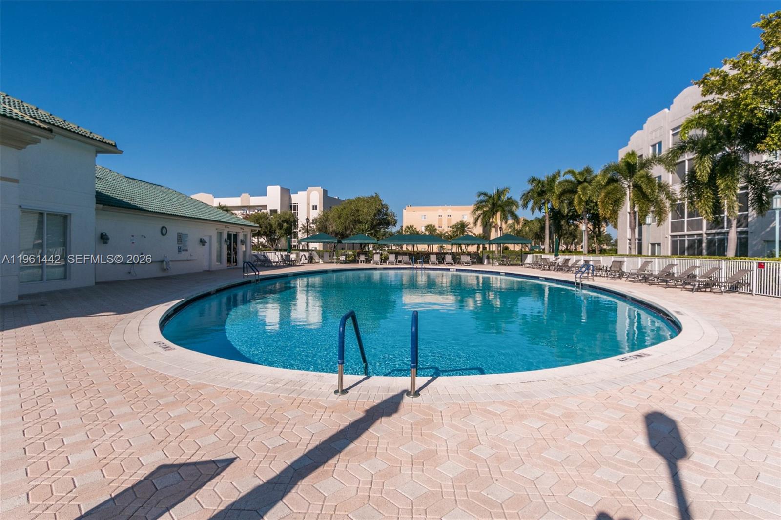 7727 Southampton Ter #311 Tamarac, FL 33321