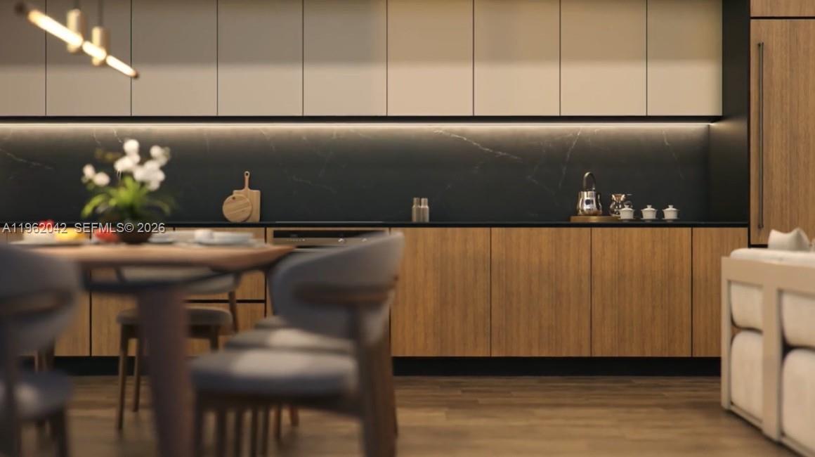 13899 Biscayne Blvd #TH106 North Miami Beach, FL 33181