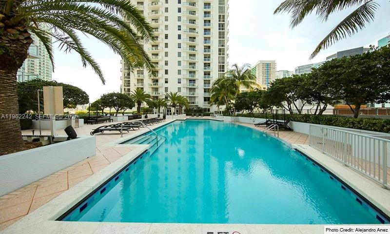 image 1060 Brickell - 105027