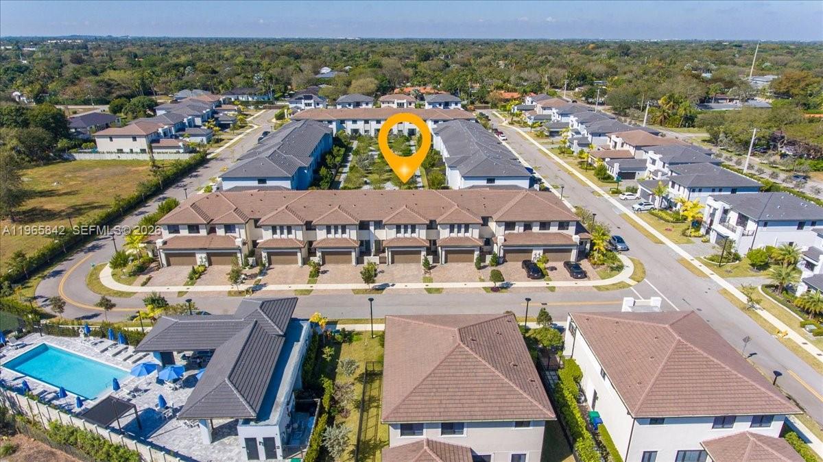 12060 SW 82nd Pl Miami, FL 33156