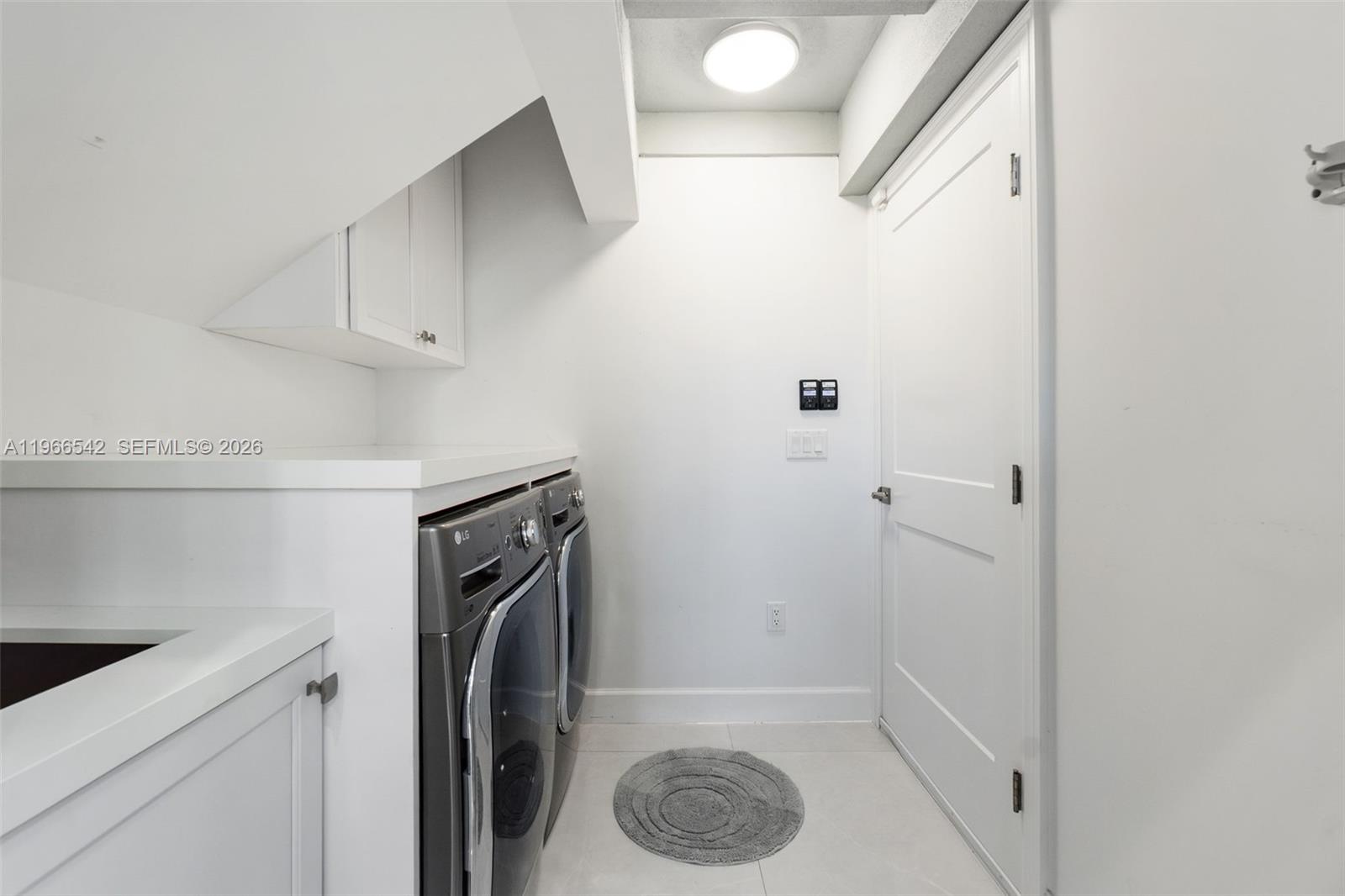 1070 Dana Ct Marco Island, FL 34145