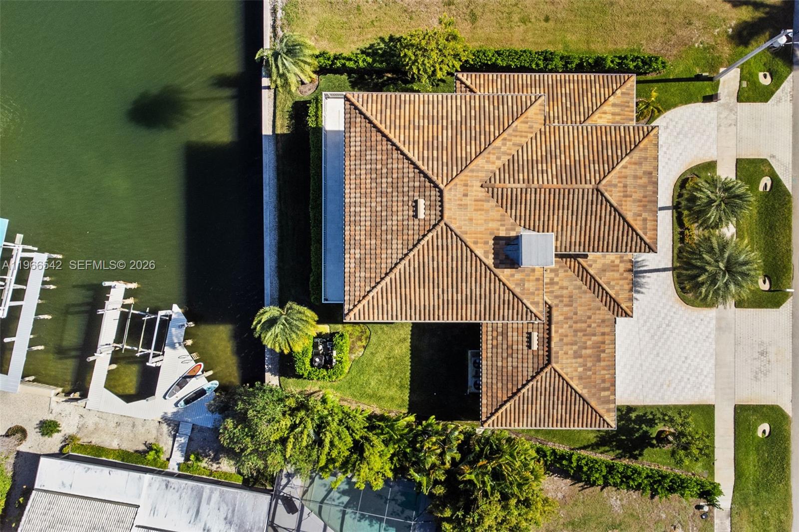 1070 Dana Ct Marco Island, FL 34145