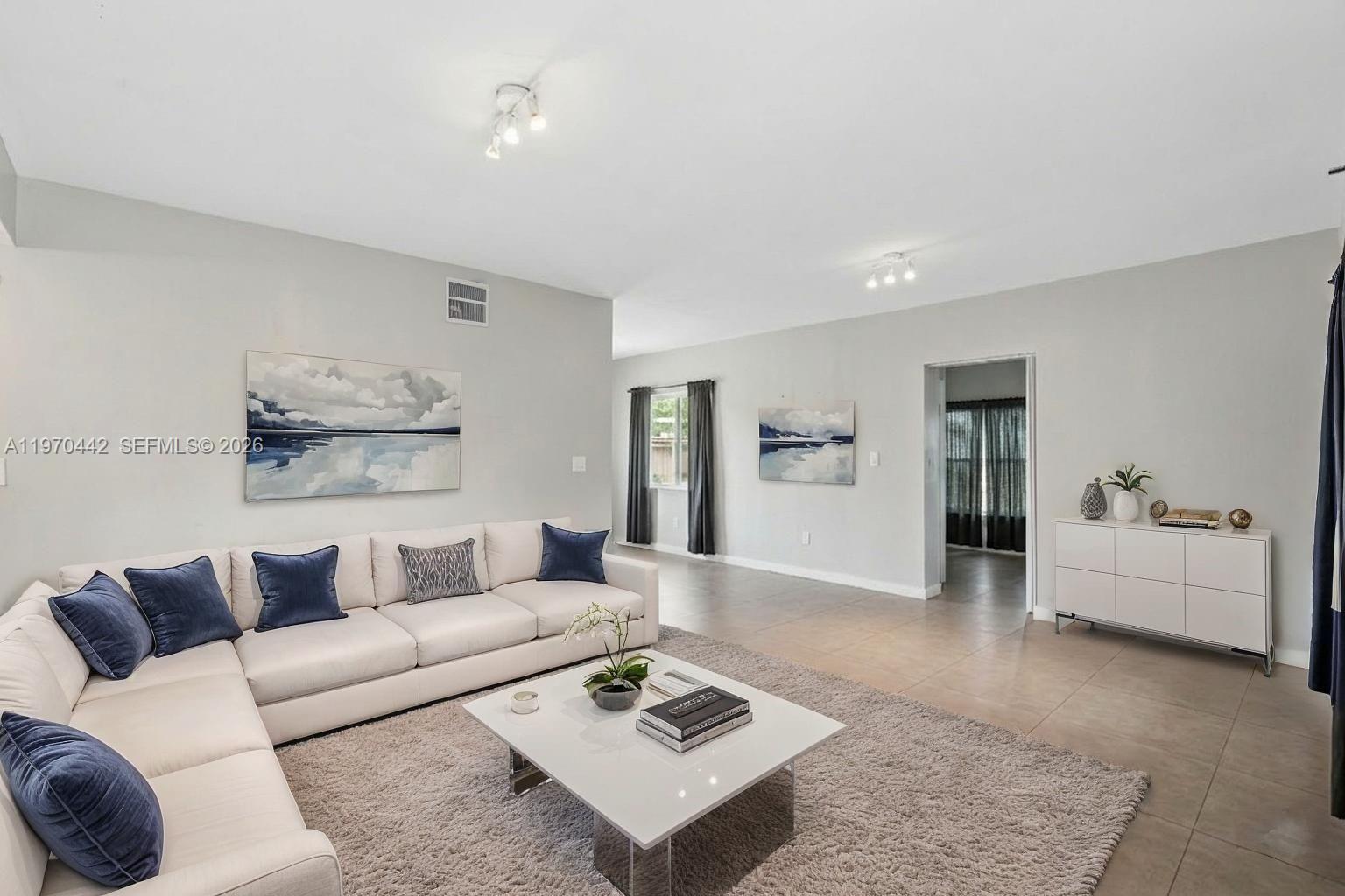 435 NE 69th St Miami, FL 33138