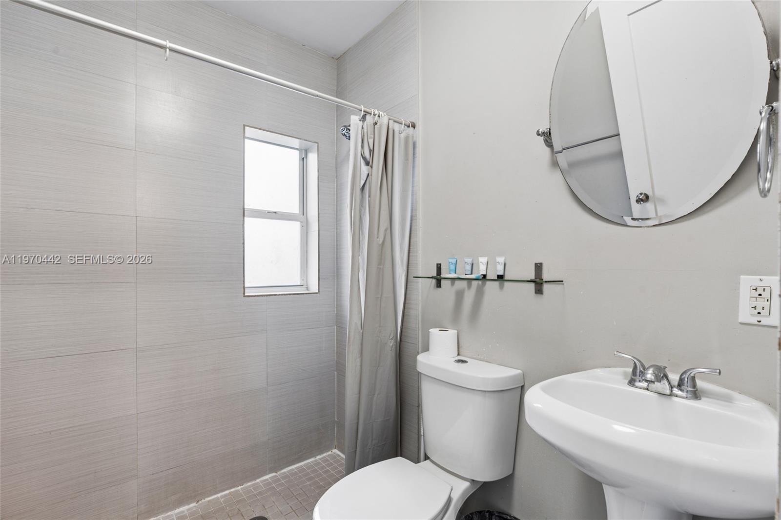 435 NE 69th St Miami, FL 33138