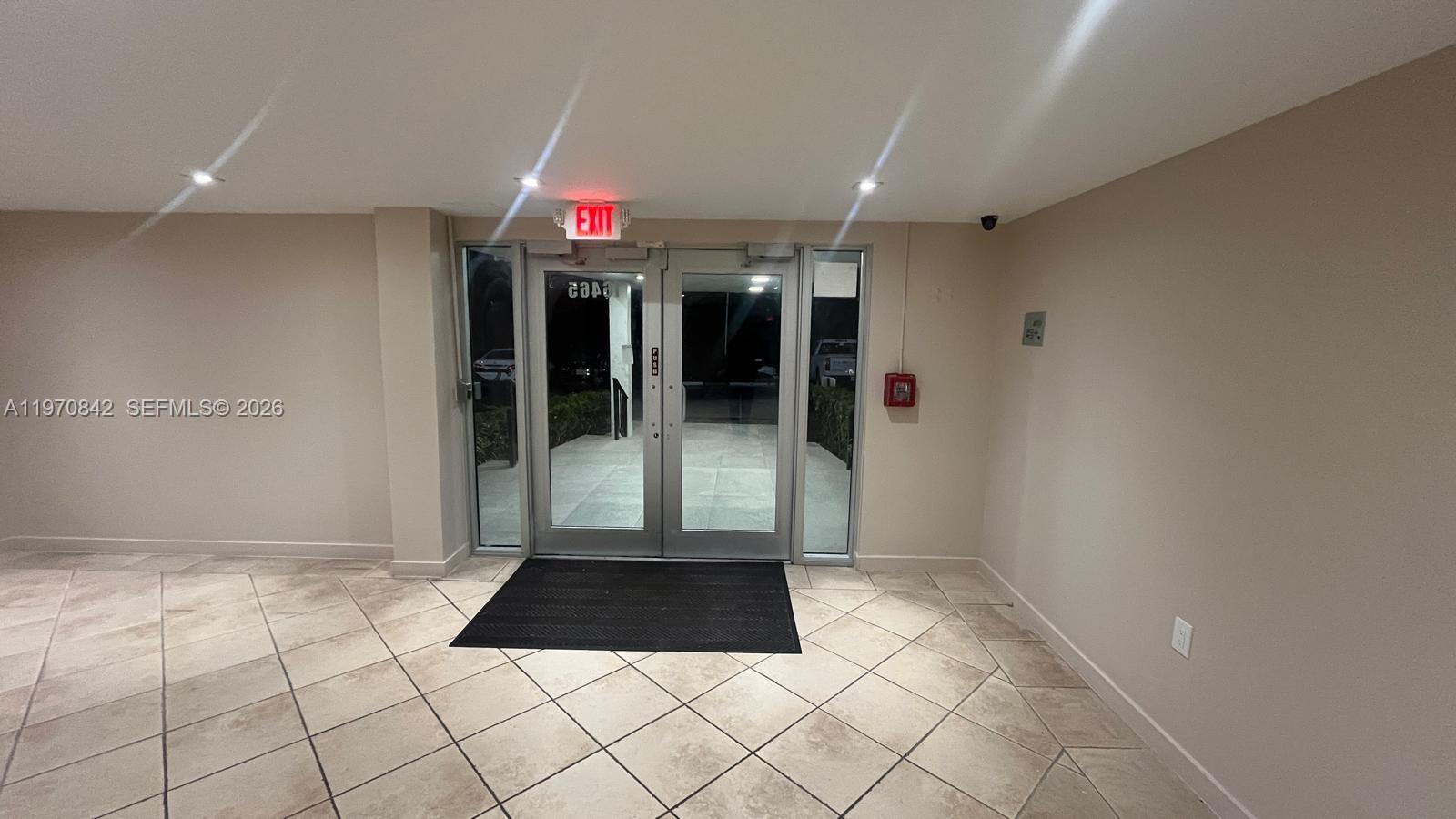 16465 NE 22nd Ave #609 North Miami Beach, FL 33160