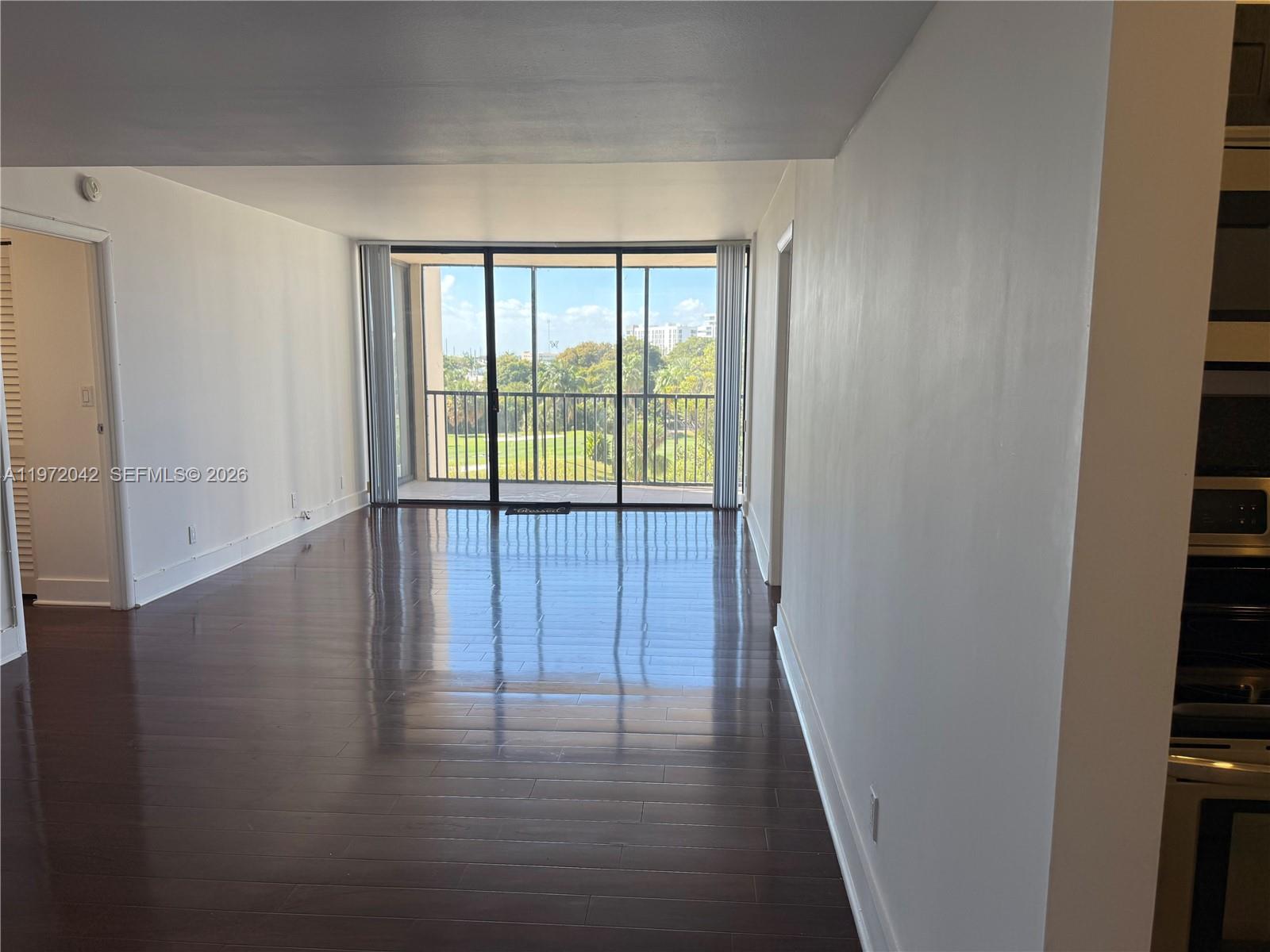 20335 W Country Clb Dr #502