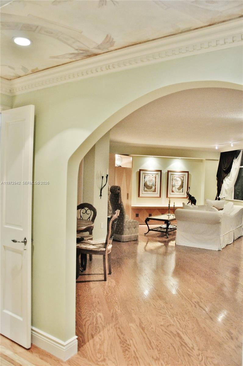 1 Century Ln #310 Miami Beach, FL 33139