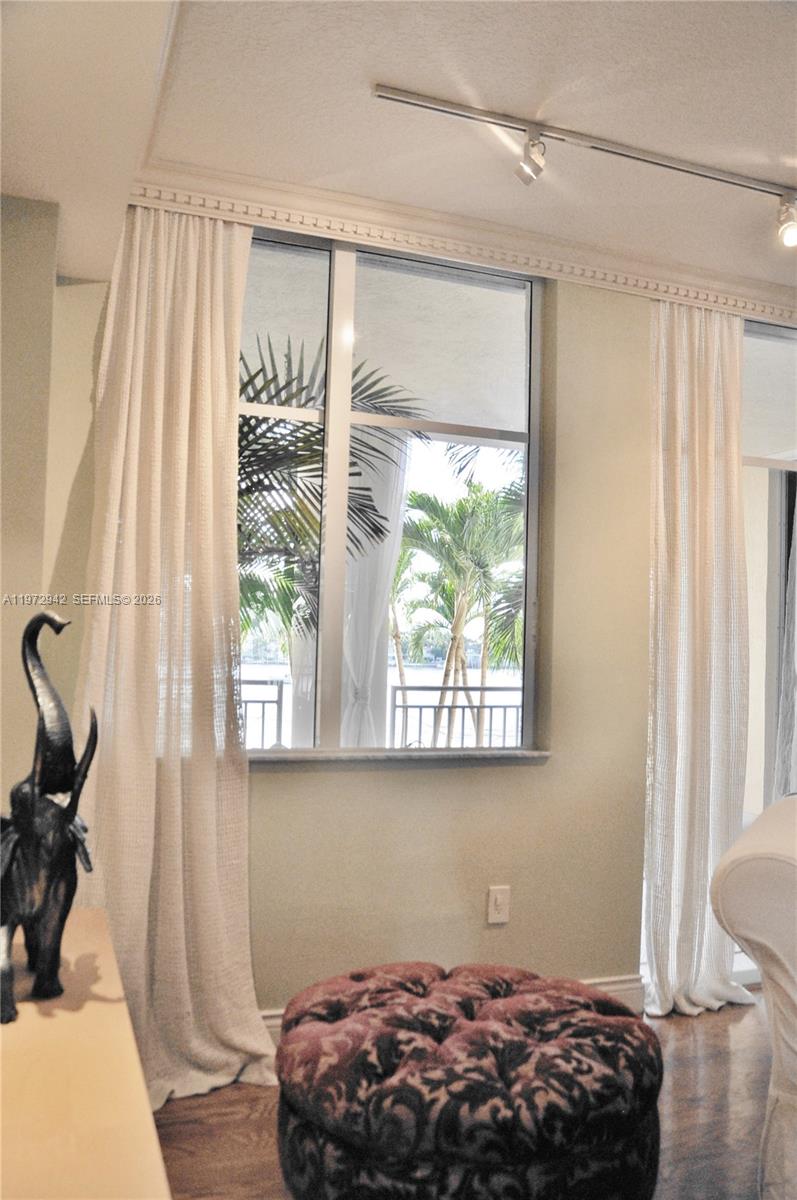 1 Century Ln #310 Miami Beach, FL 33139