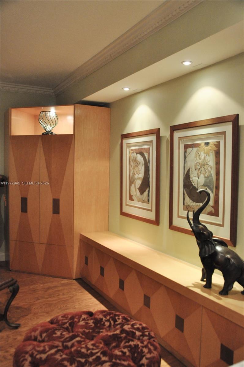 1 Century Ln #310 Miami Beach, FL 33139