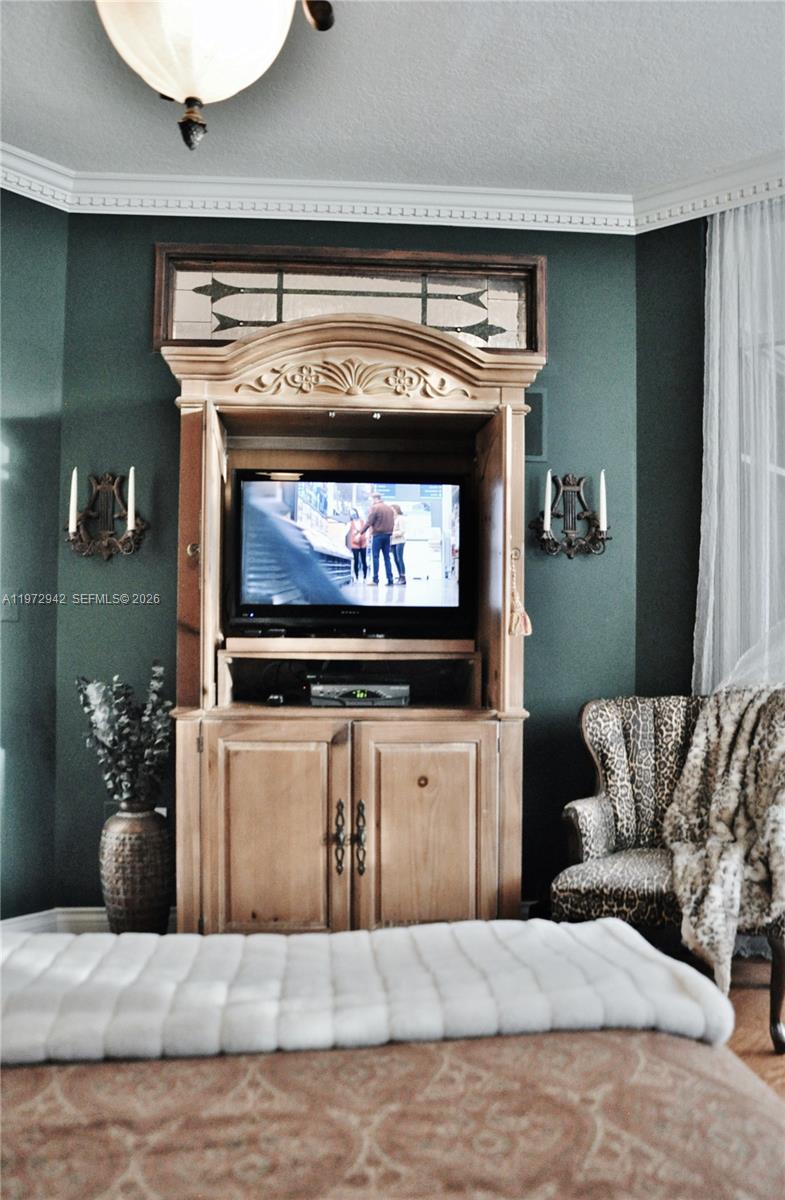 1 Century Ln #310 Miami Beach, FL 33139