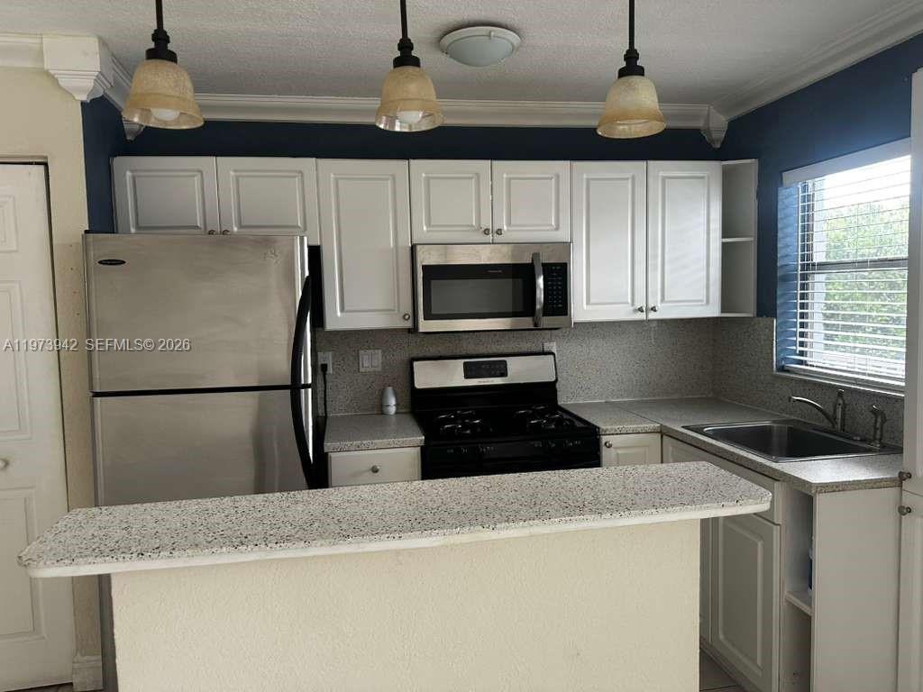 7101 SW 89th Ct #212