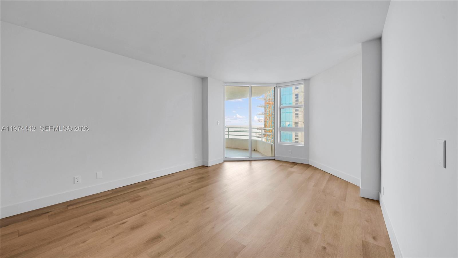 555 NE 34th St #2505 Miami, FL 33137