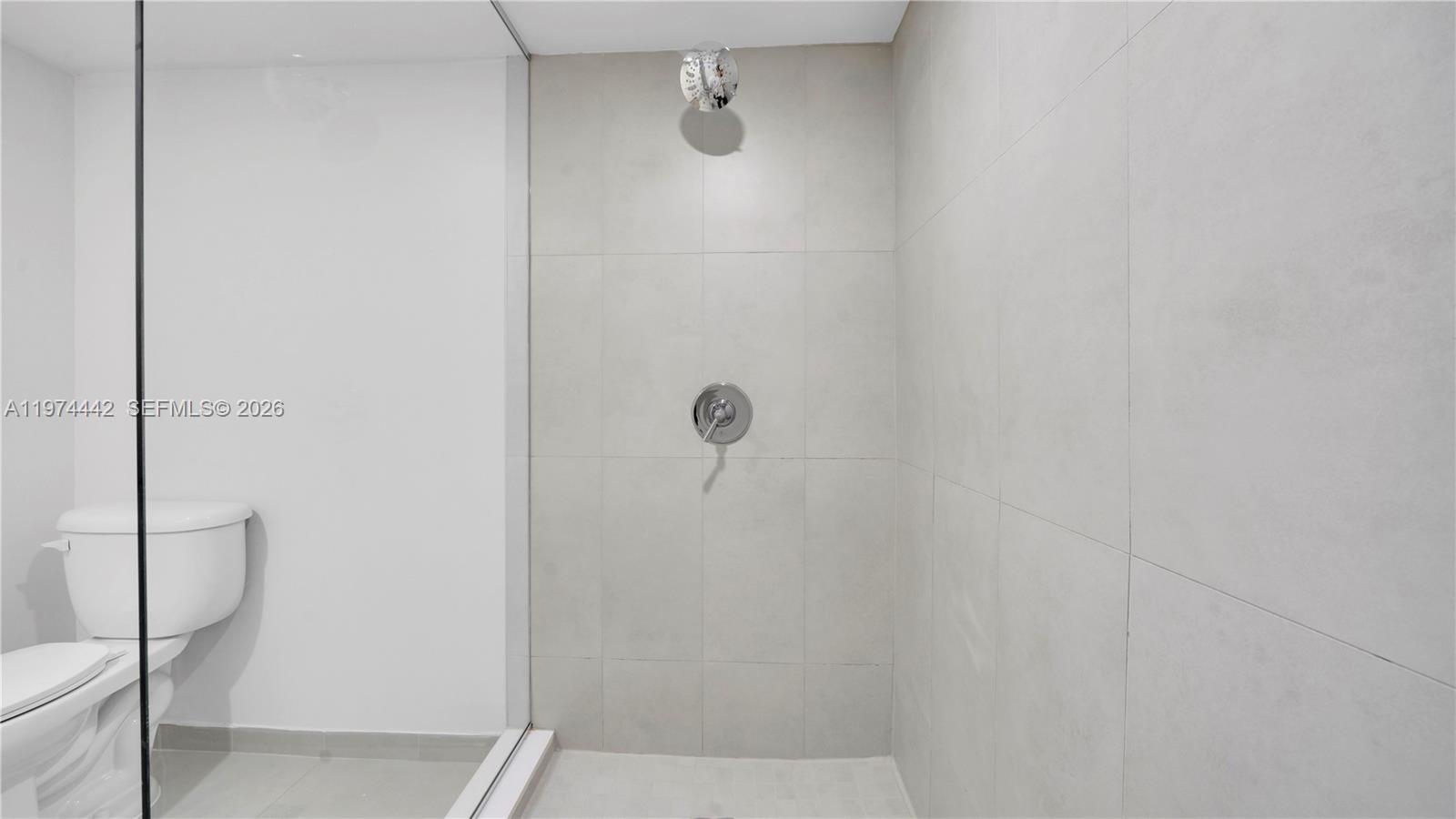 555 NE 34th St #2505 Miami, FL 33137