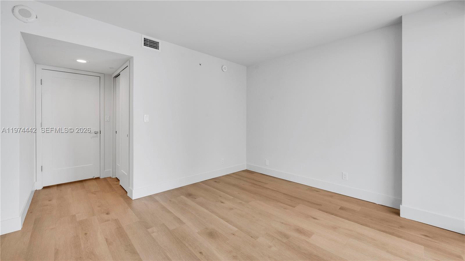 555 NE 34th St #2505 Miami, FL 33137