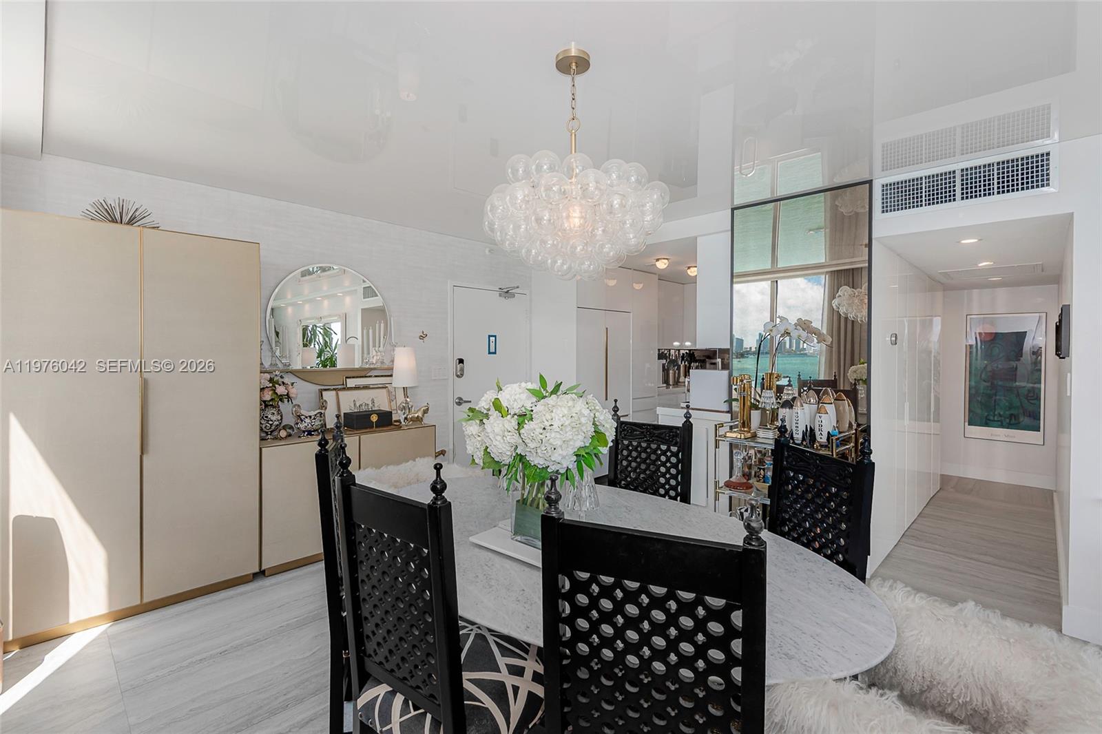 1000 West Ave #825 Miami Beach, FL 33139