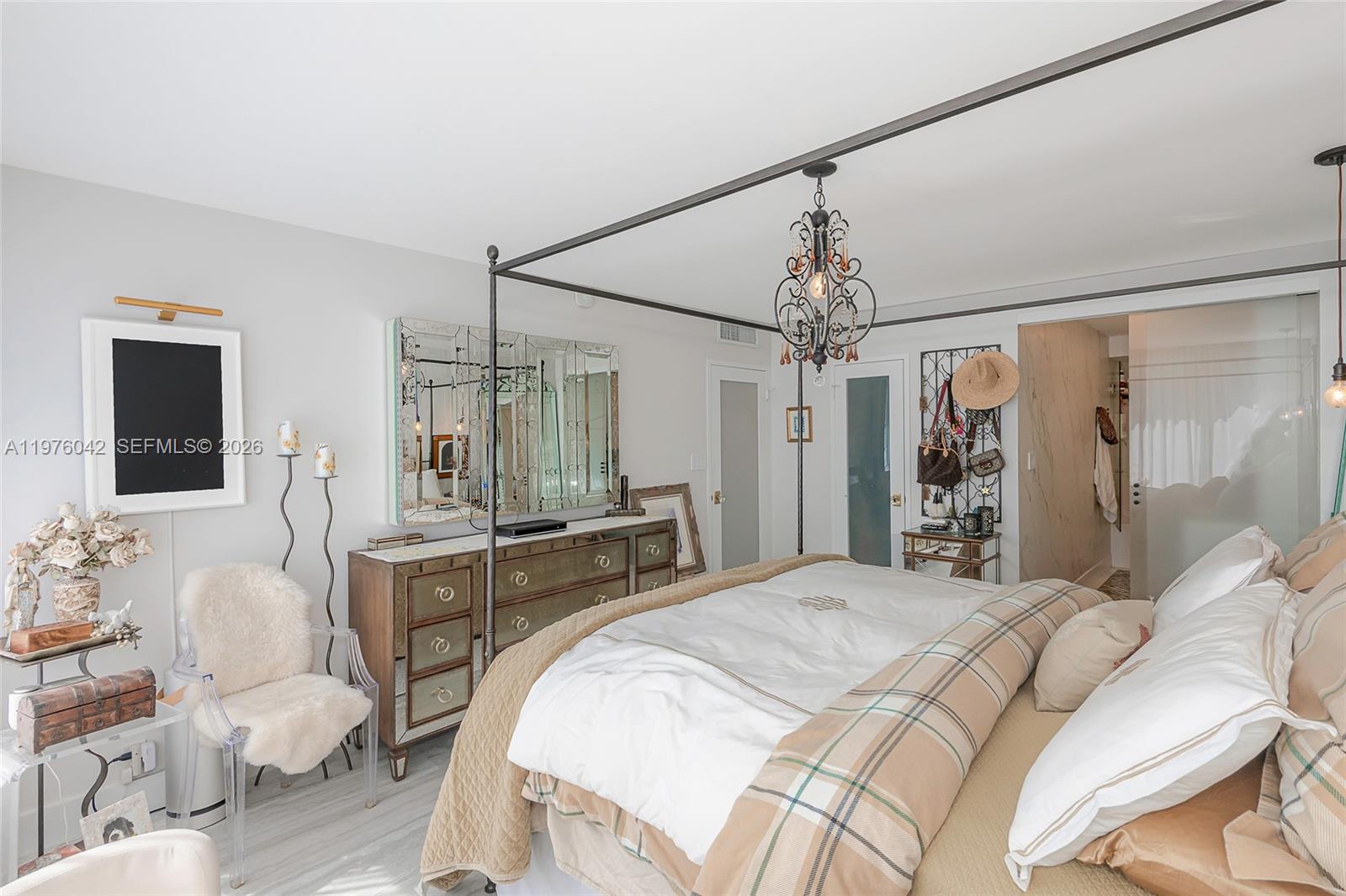 1000 West Ave #825 Miami Beach, FL 33139